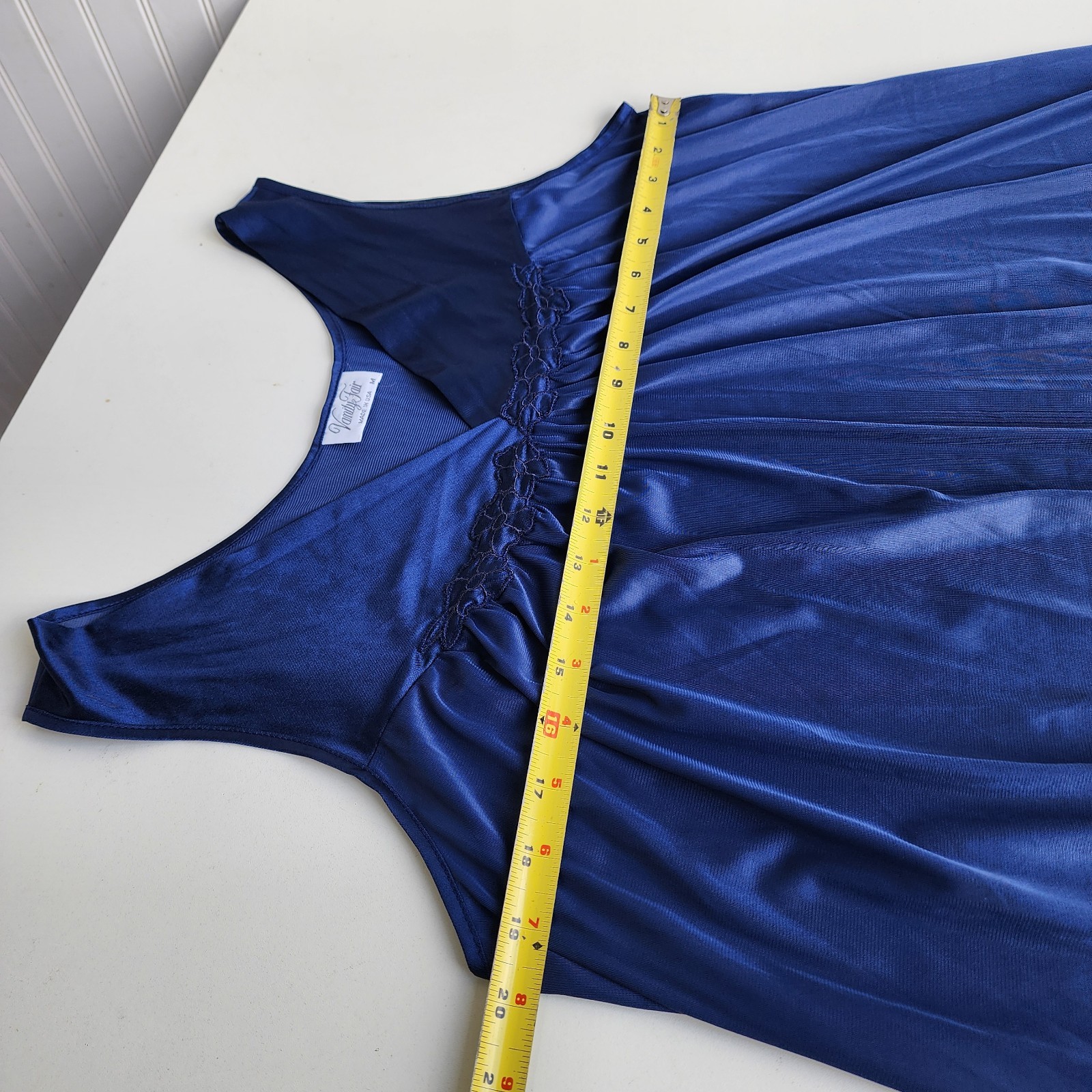 Vtg Vanity Fair Short Nightgown Style 30-107 Periwinkle NavyBlue Nylon USA M