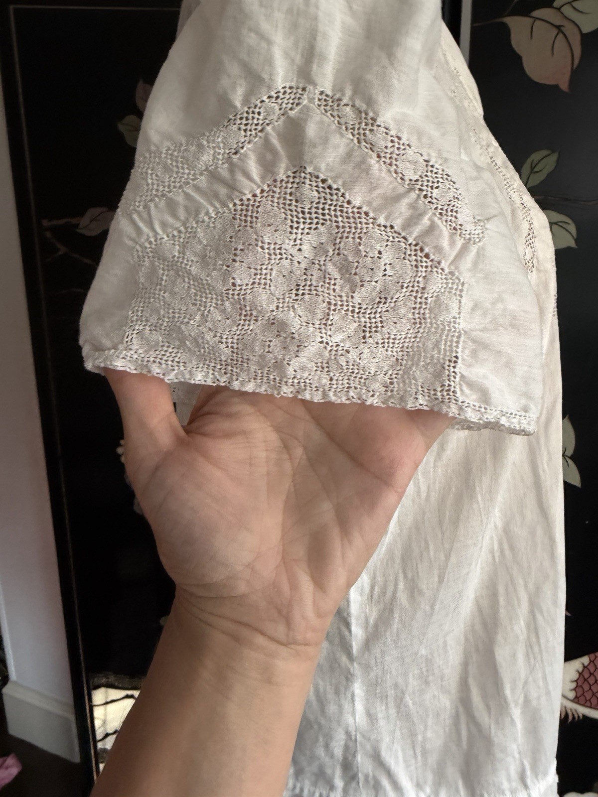 Vintage 1940’s White Cotton Blouse Dotted Swiss & Crochet Lace Puff Sleeve Top