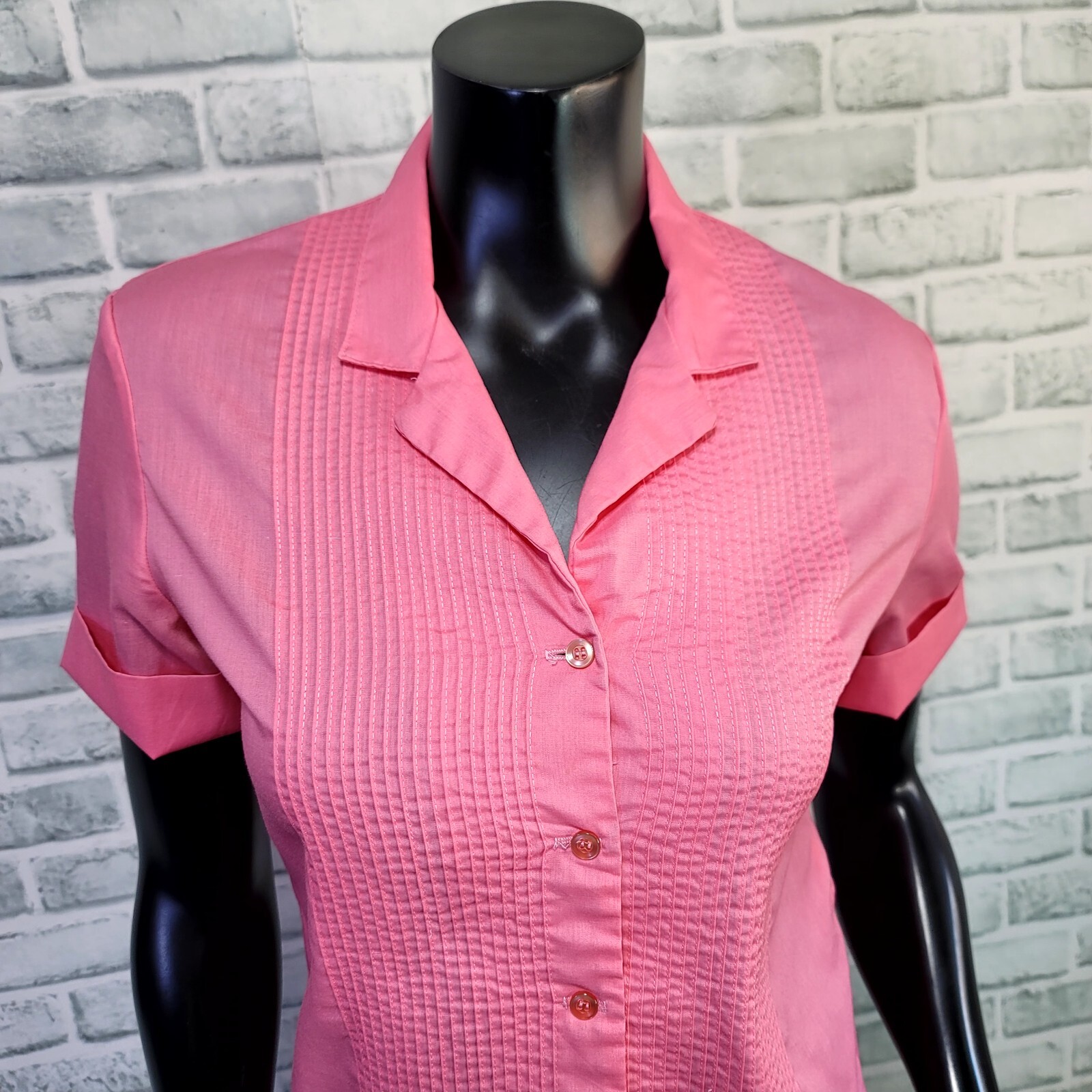 Vintage 70s 80s Lady Diplomat Womens 6 Pink Pintucked Short Sleeve Button Front