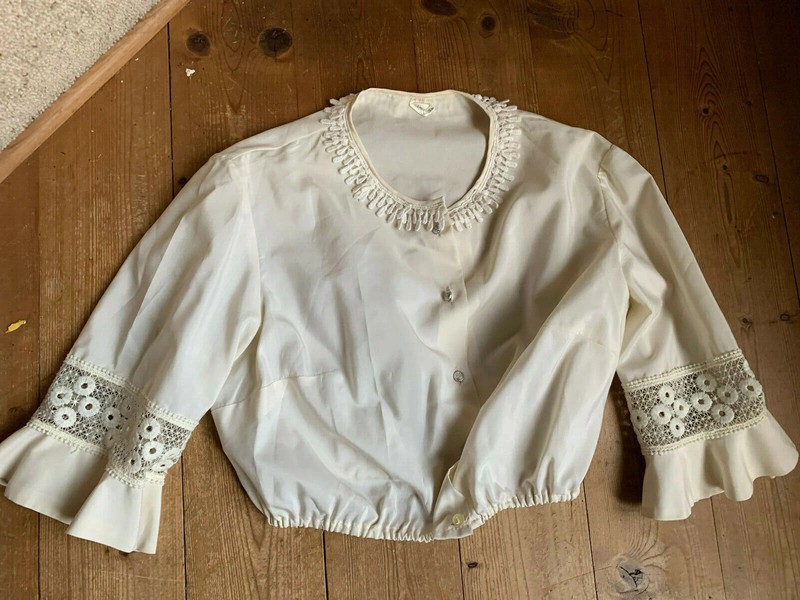 Vintage dirndl rose Salzburg brown embroidered with blouse bobbin lace size 42/44
