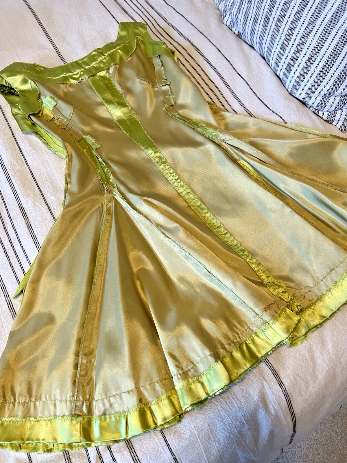 Vintage Handmade Satin Whimsical Green Party Dress – Flower, Fairy Costume Sz M
