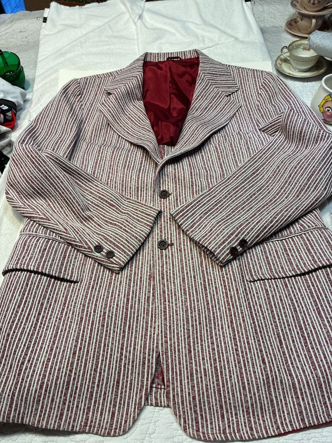 Vintage 1970s Striped Red and White Polyester Leisure Blazer