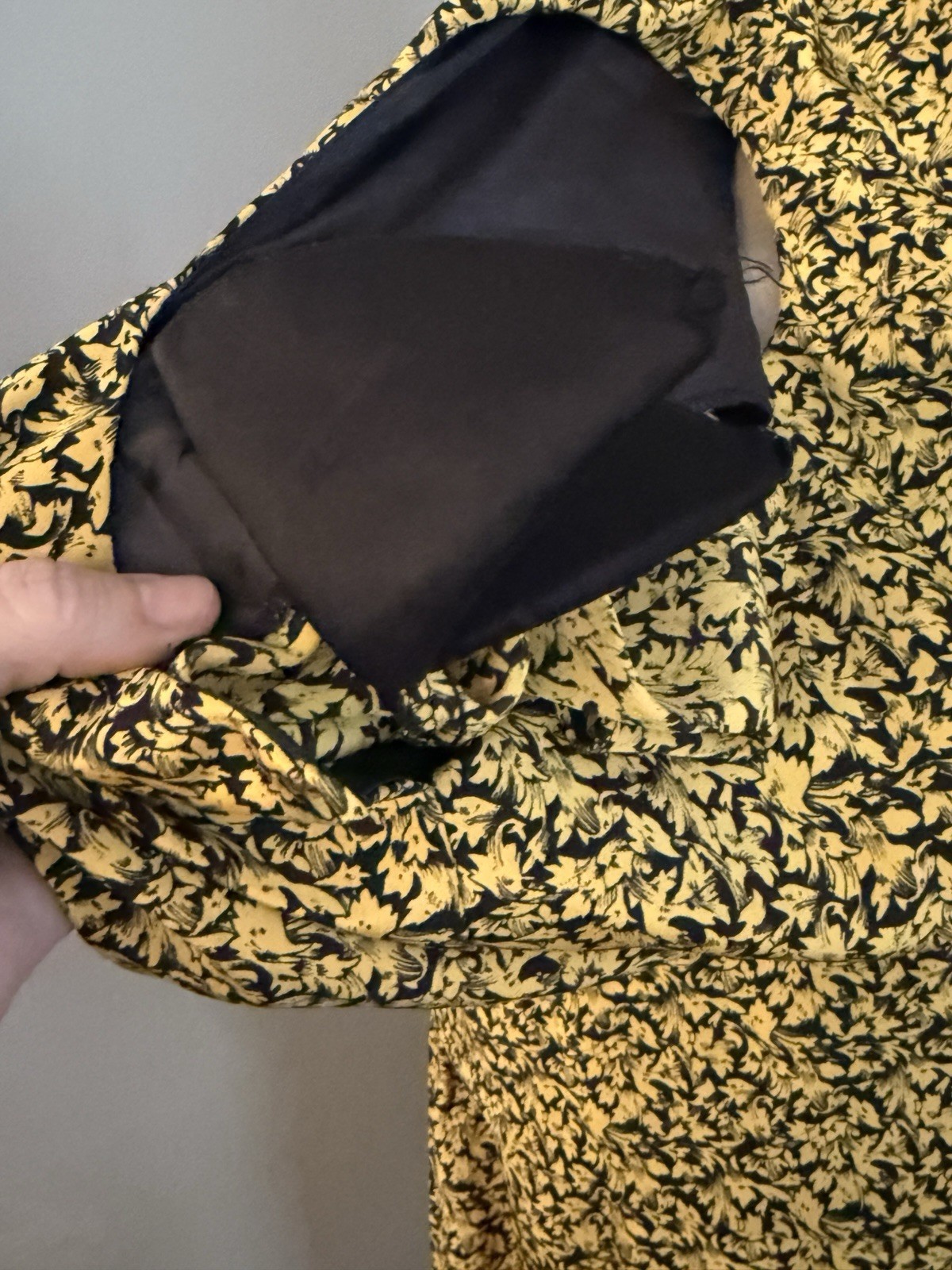 1980s Black And Yellow Peplum Dress With Shoulder Pads