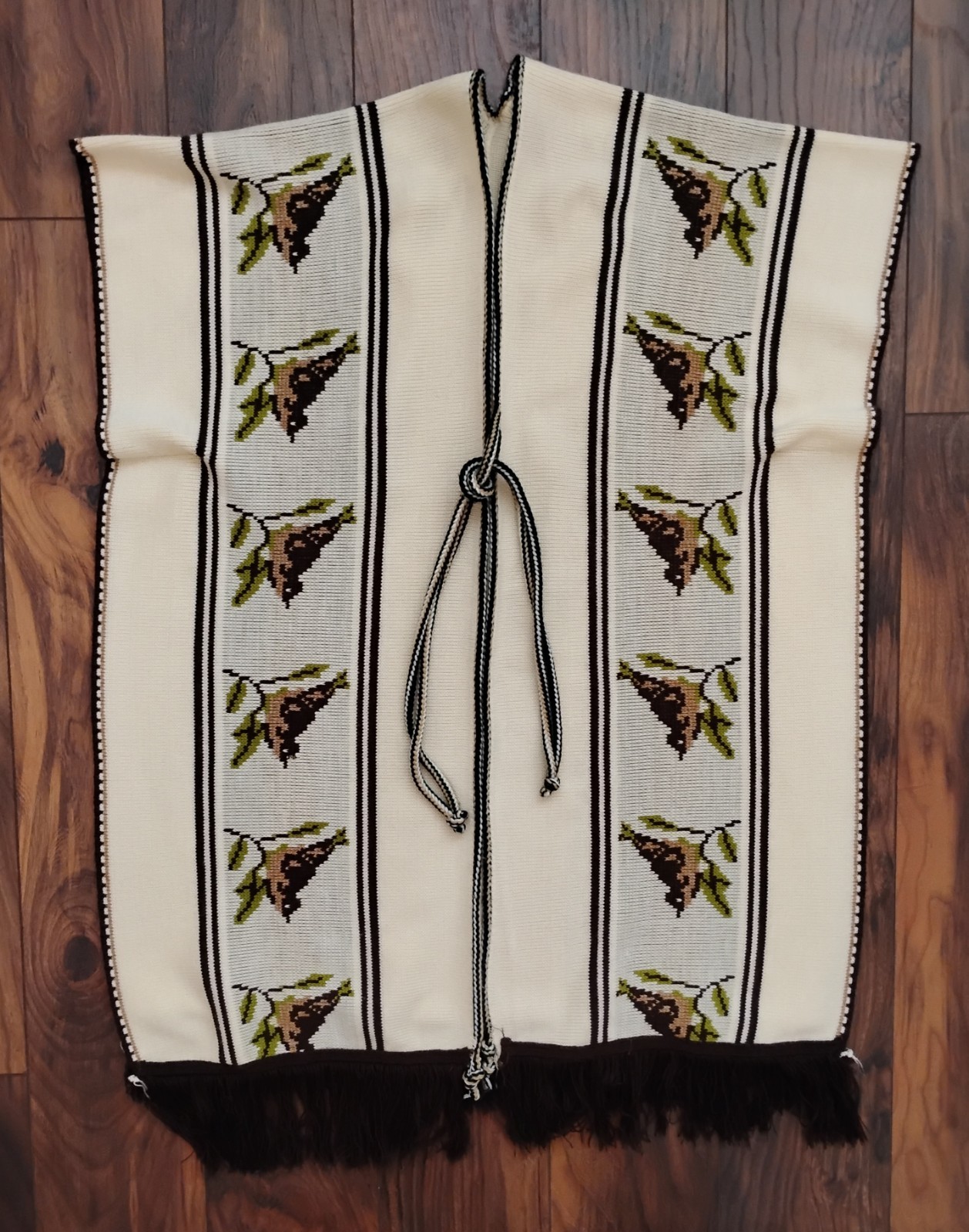 Vintage Bird Print Knit Tie Front Split Side Poncho With Fringe Boho Western