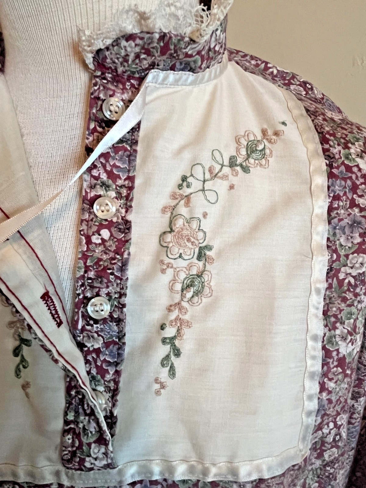 Vtg Funny Girl Blouse Shirt Size 13/14 High Neck Floral Calico Prairie Cottage