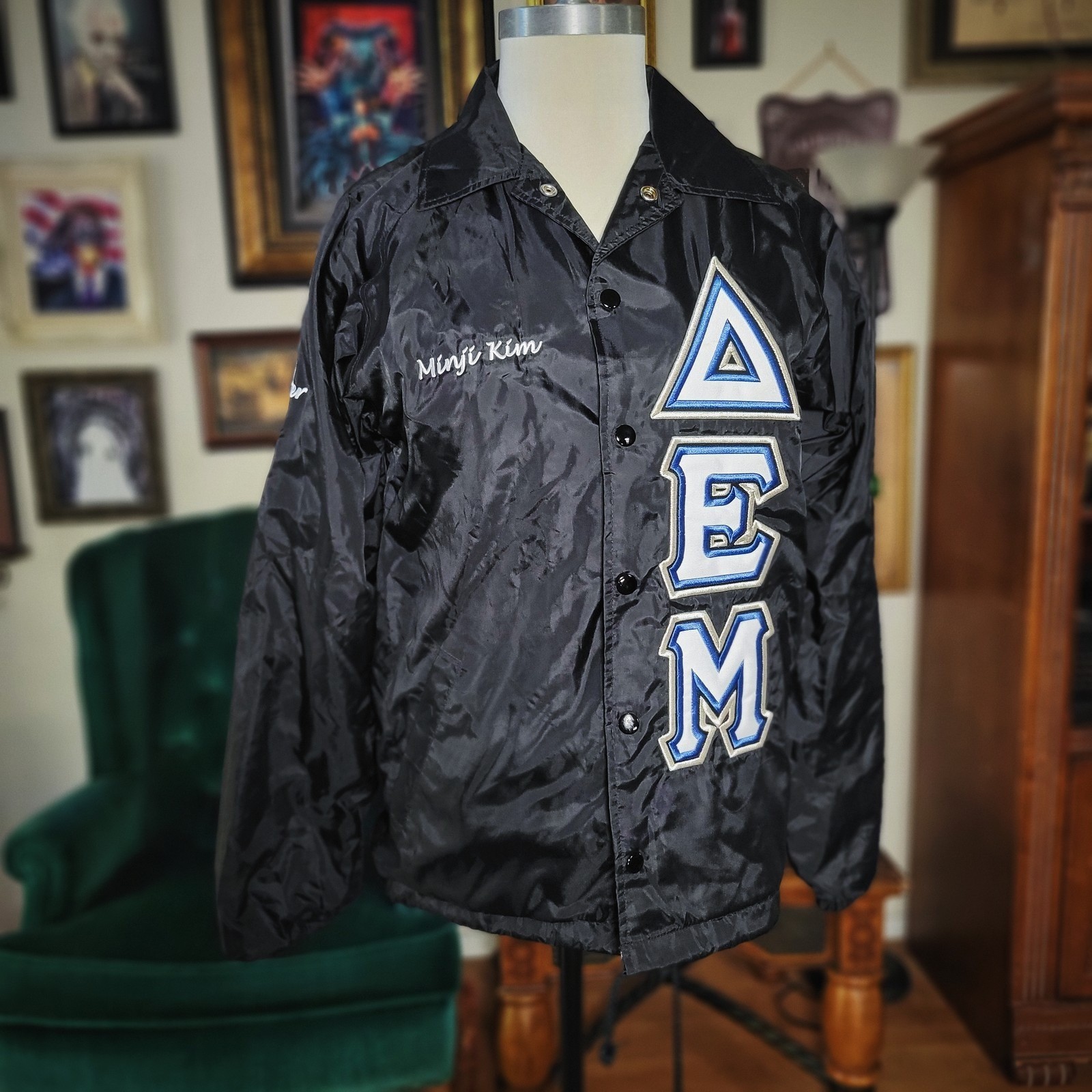 Vintage 90s Cardinal Delta Epsilon Mu Sorority Coach Jacket Black Snap S