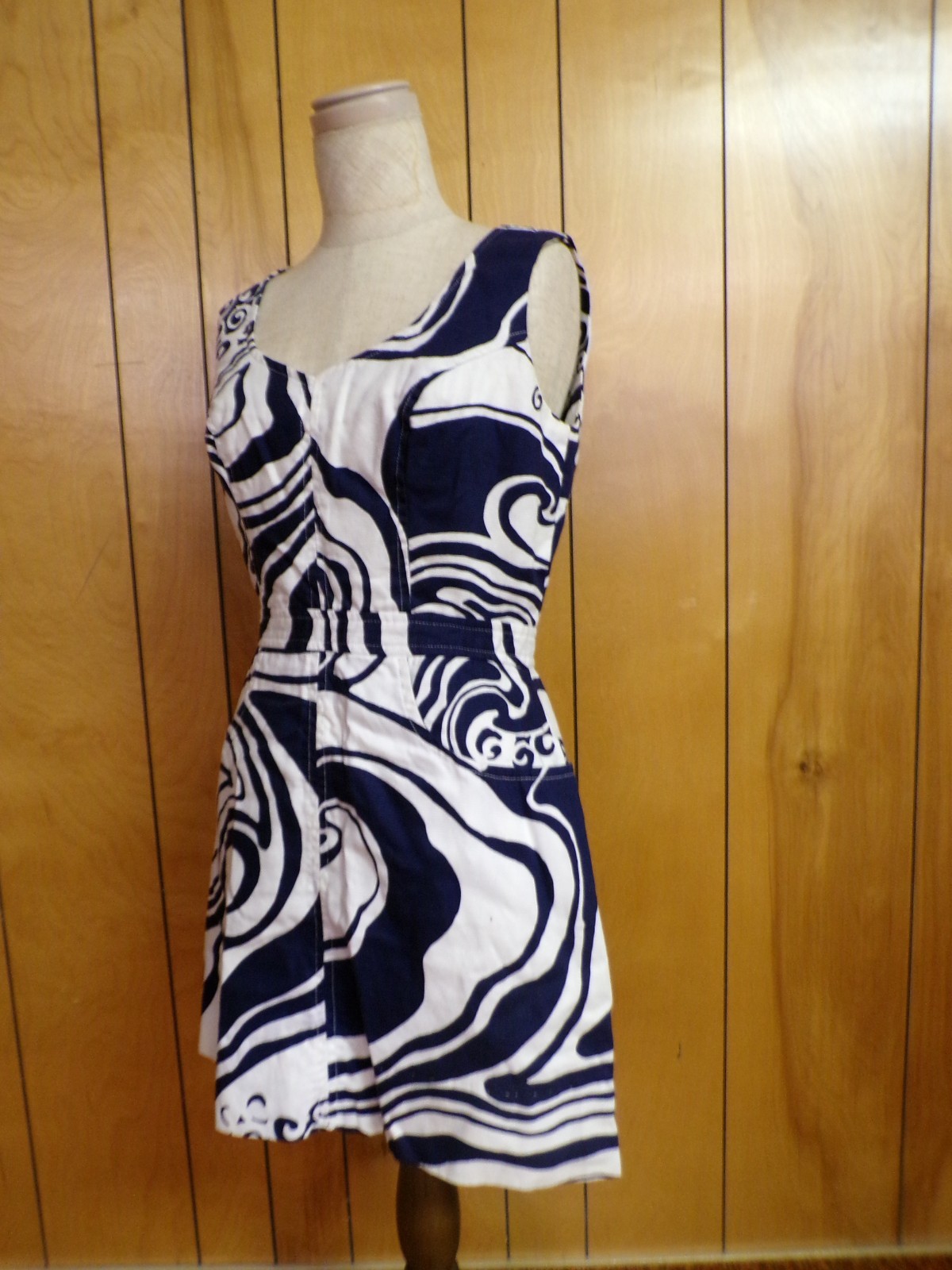 2000 KAHALA Hawaii Navy & Blue Dress Size 10 Waist 28″