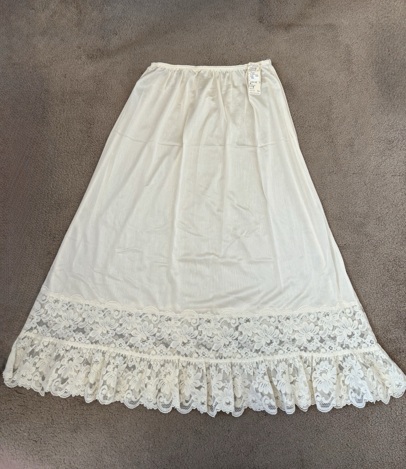 VTG Henson Kickernick Slip Skirt Lace Ruffle Trim BISQUE Sz MED Style No. 3304