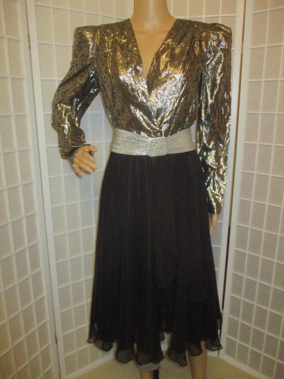 Cachet by Bari Protas vintage metallic/chiffon party dress