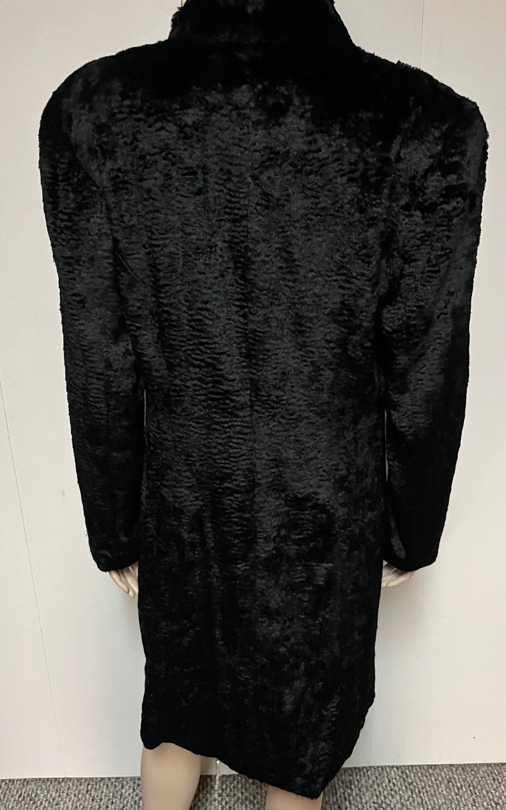 Vintage J Peterman Tour de Force Persian Lamb Velvet Jacket Size 12 Bust 40