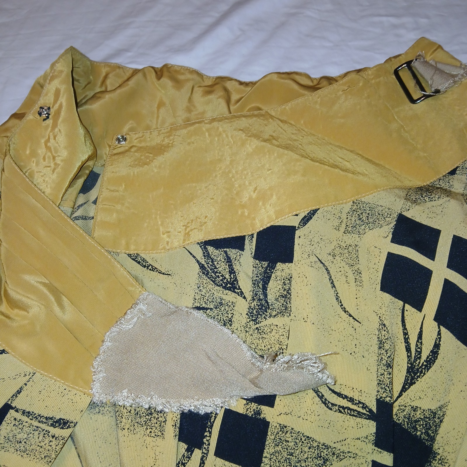 Vintage Womens Abstract 2 Piece Set Blouse Wrap Skirt 1980’s Yellow/Black Sz 11
