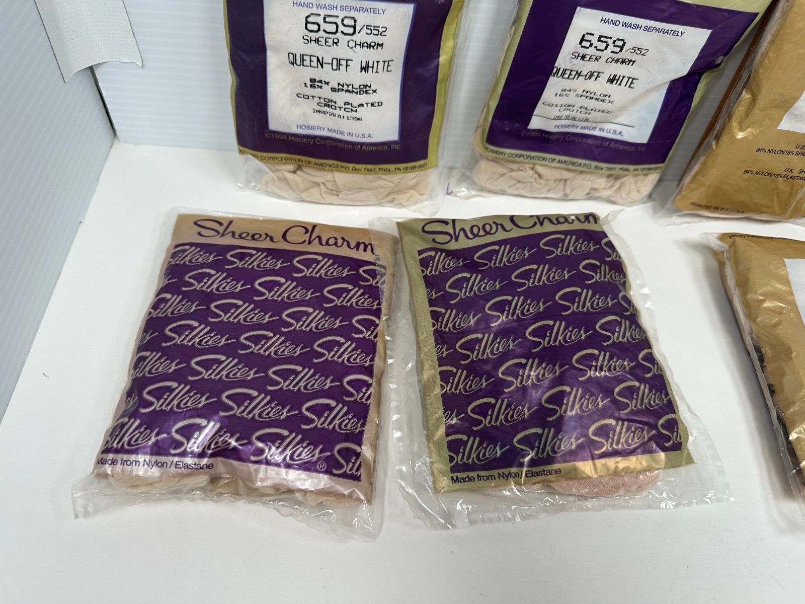 6 SILKIES Sheer Charm Pantyhose Nylon X-Large Queen Off White Ivory 659 NEW