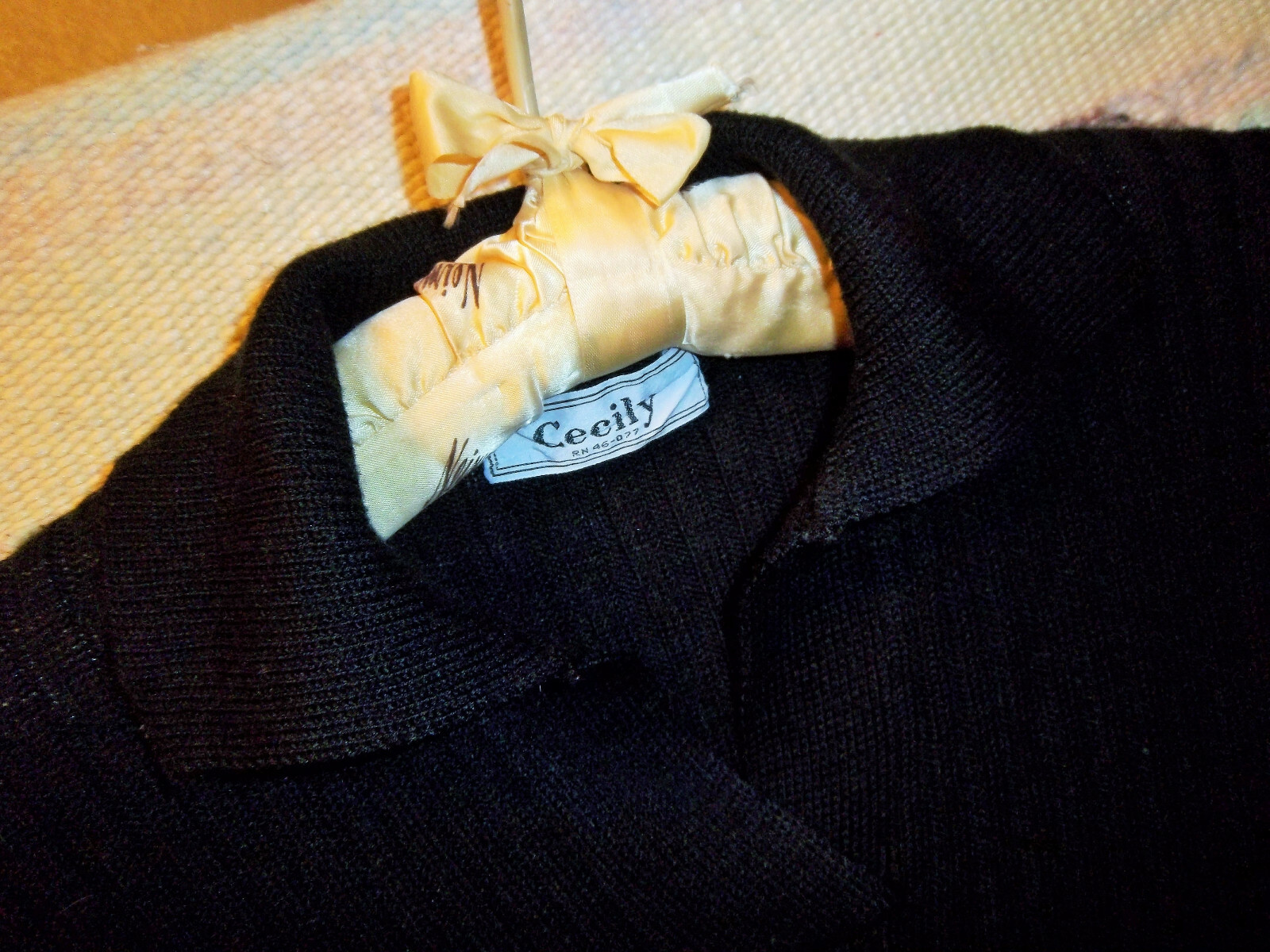 Vintage 70’s Cecily Black Tunic Sweater Top Size XS/S Pockets MoD