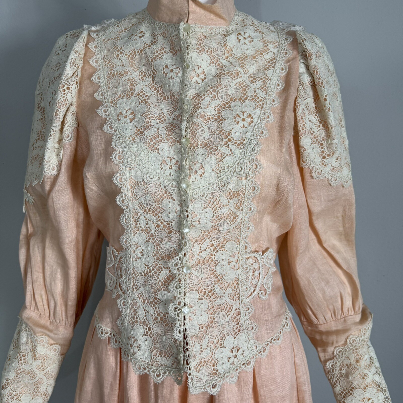 Vintage 1980s LORRIE KABALA Victorian 2pc Lace Linen Set, Juliet Sleeves Size 8
