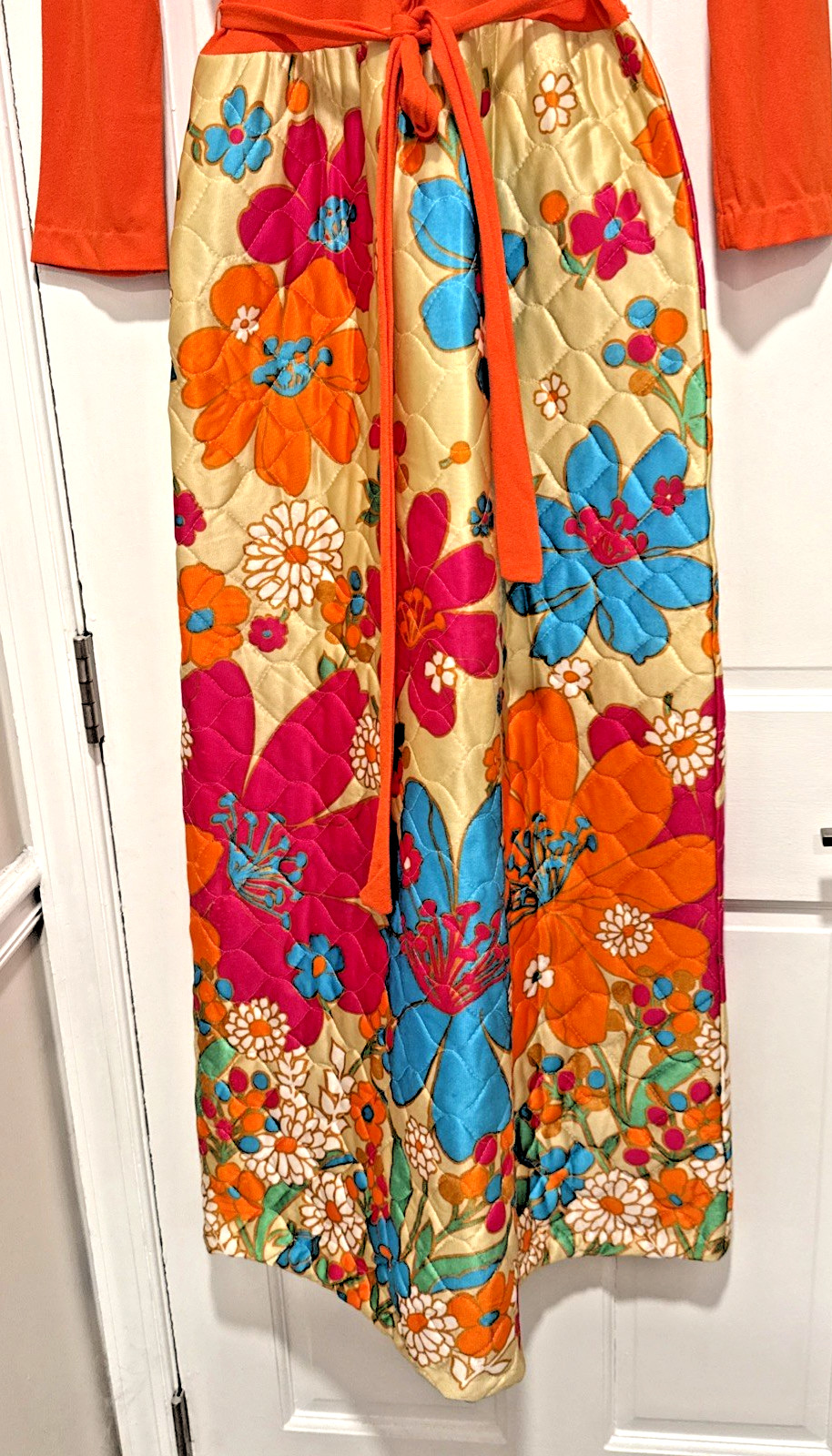Vintage 1960s Orange Flower Power Quilted Hostess Maxi Dress Lounger Size 16