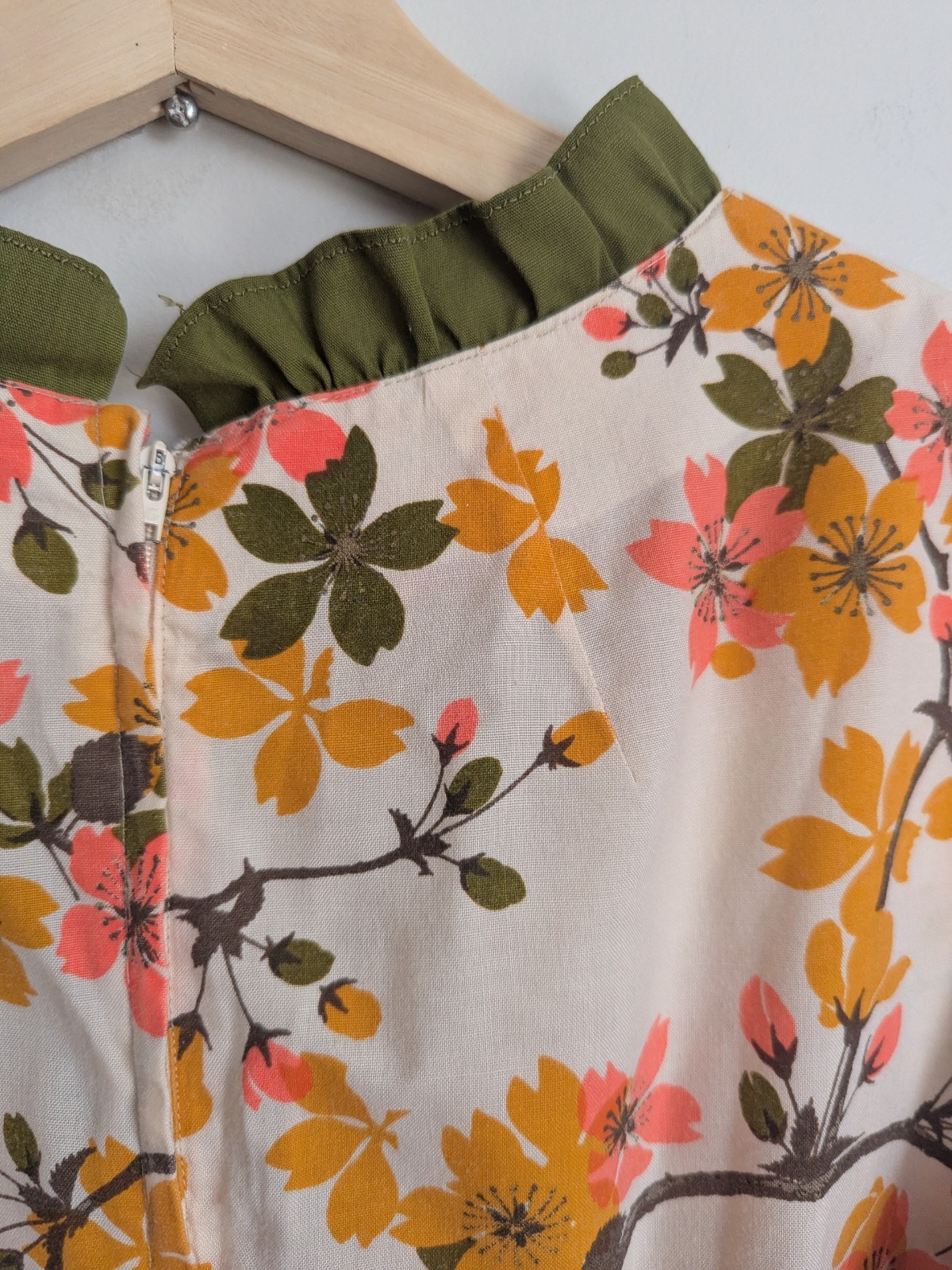 VINTAGE 1970s Empire Waist Maxi Dress Flower Power Garden Party Handmade S 6 8