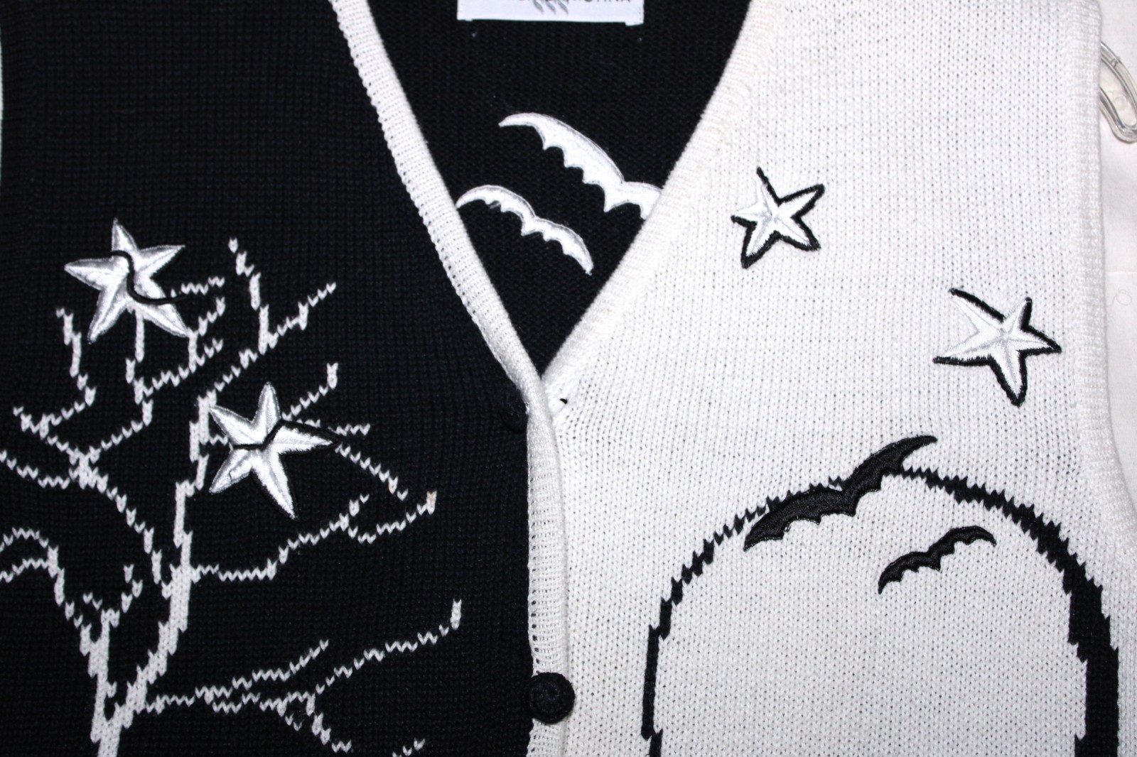Marisa Christina Cat Sweater Vest Embroidered Black Cats Bats and Stars
