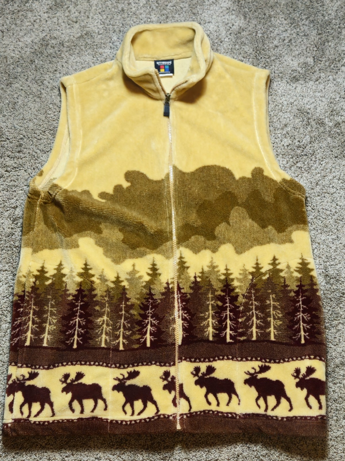 Large Vintage Cityscape Ladies Stag Deer Reindeer Fleece Vest