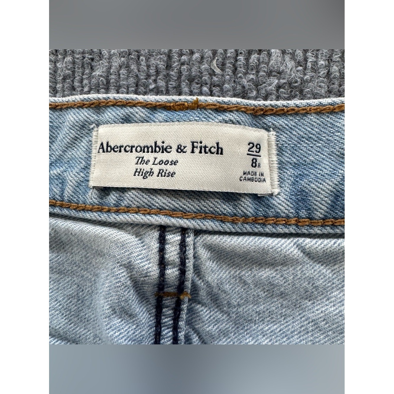 ABERCROMBIE & FITCH Loose High Rise Jeans 8 29 Slouchy 90s Grunge Skater Minimal