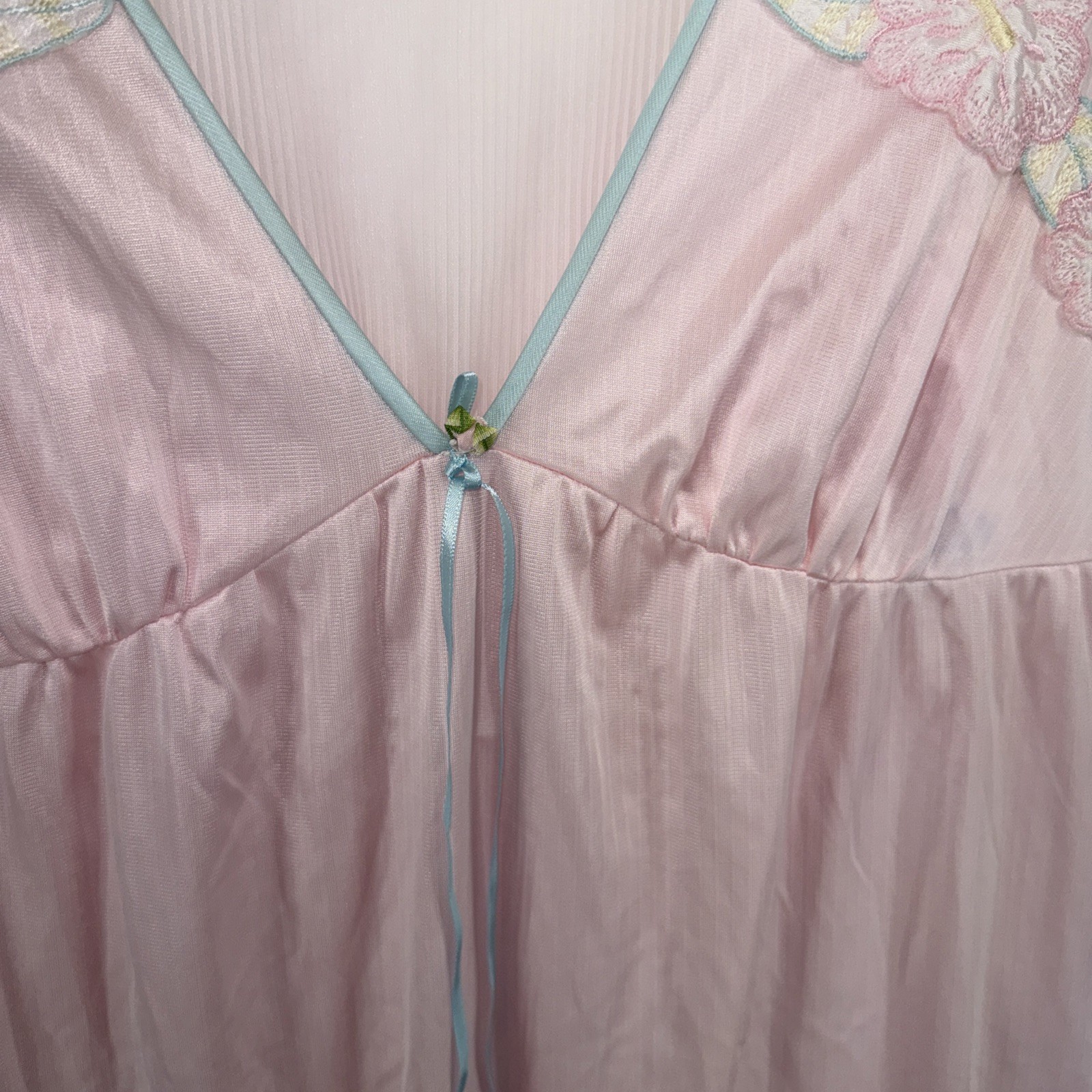 Lorraine nightgown Vintage M Long Pink Made USA