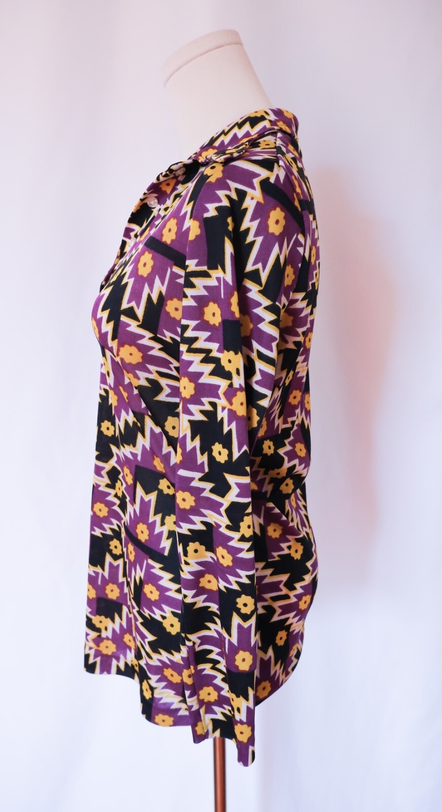 Vintage 70s Lightning Bolt Daisy Print Top Long Sleeve Blouse Black Purple Yello