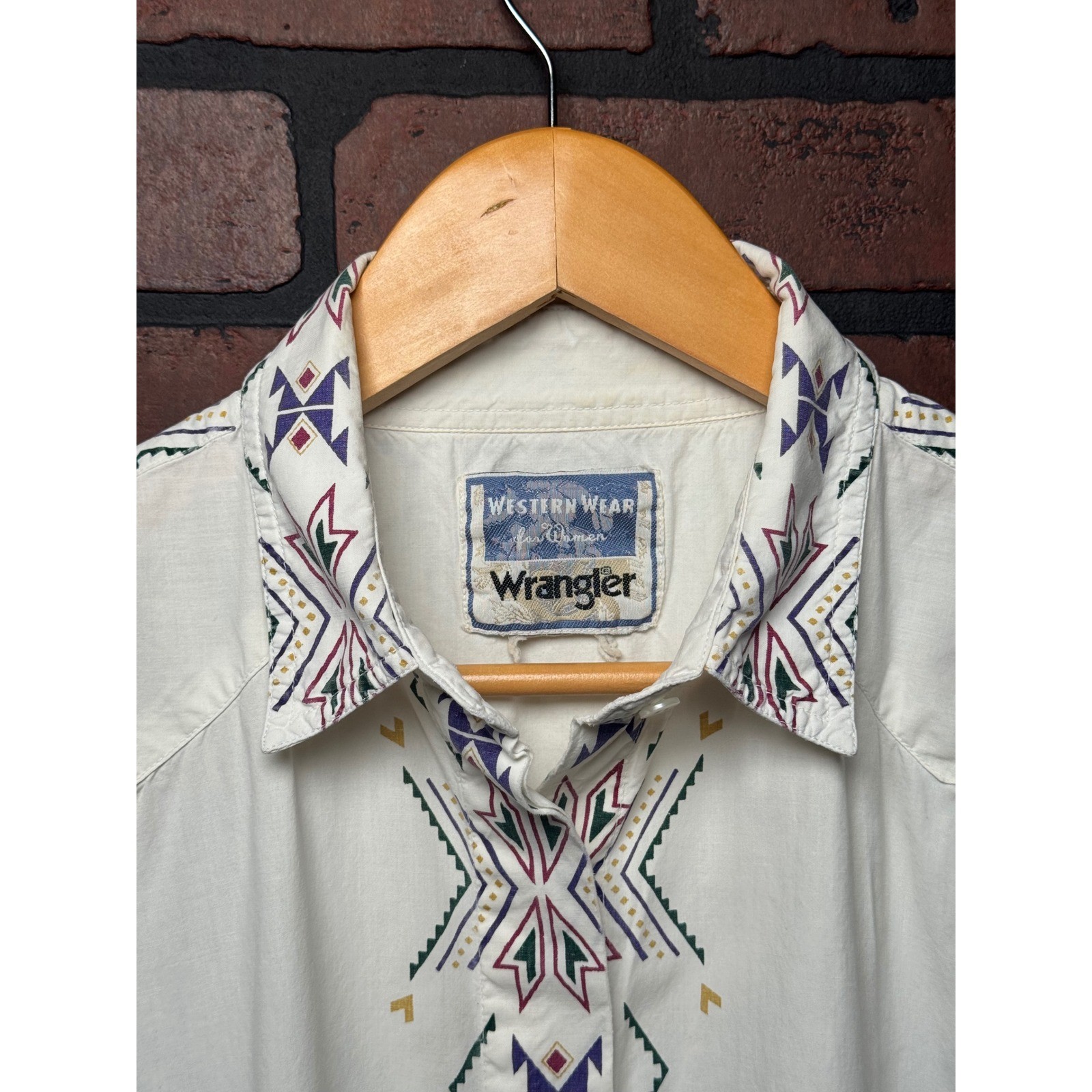 Wrangler Western Wear Multicolor Aztec Button Shirt Concho Women’s Rare Vintage