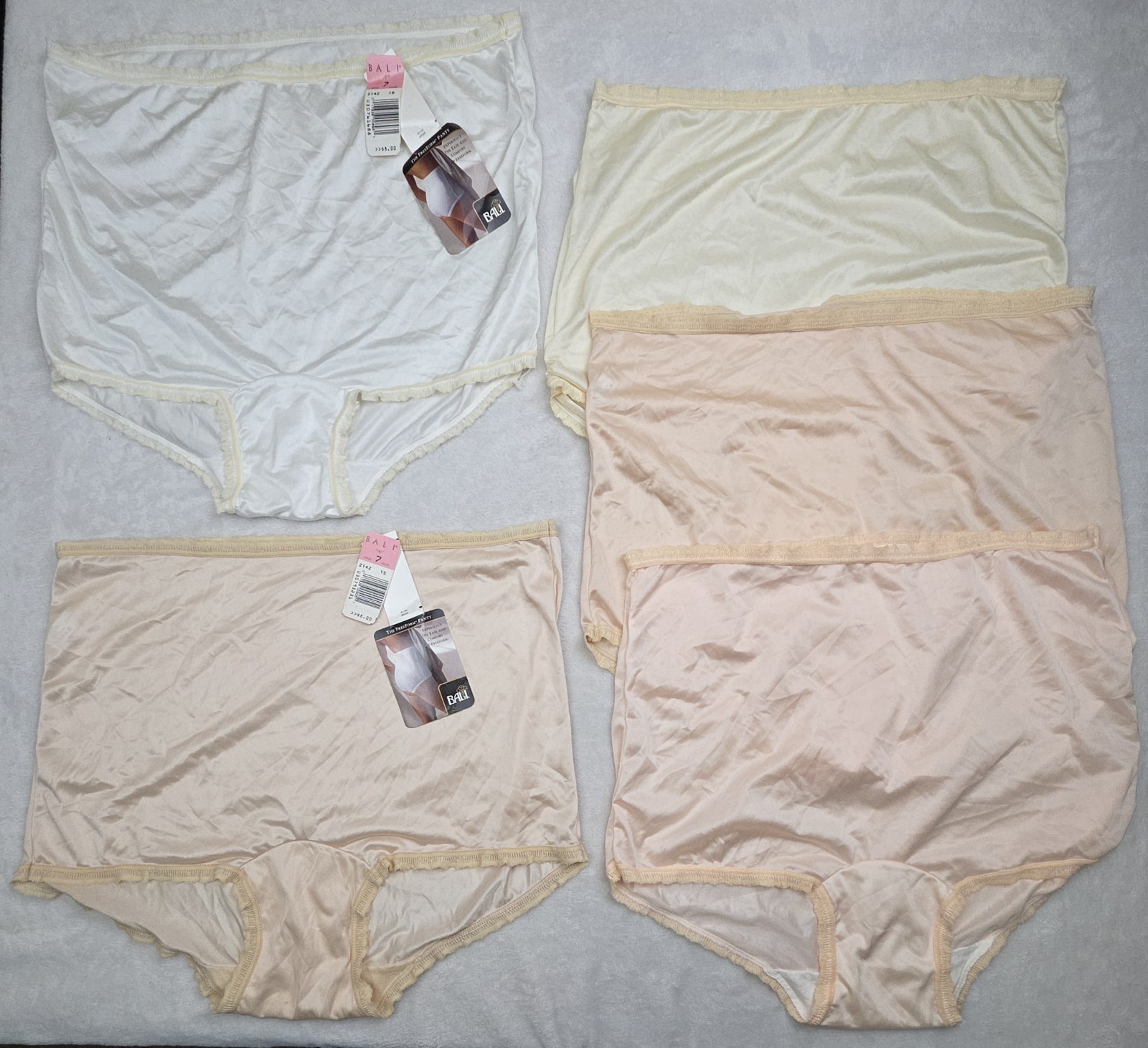 Vintage NEW Bali Freeform Panty Antron Nylon Brief Pinup 2142 White Size 7 Large