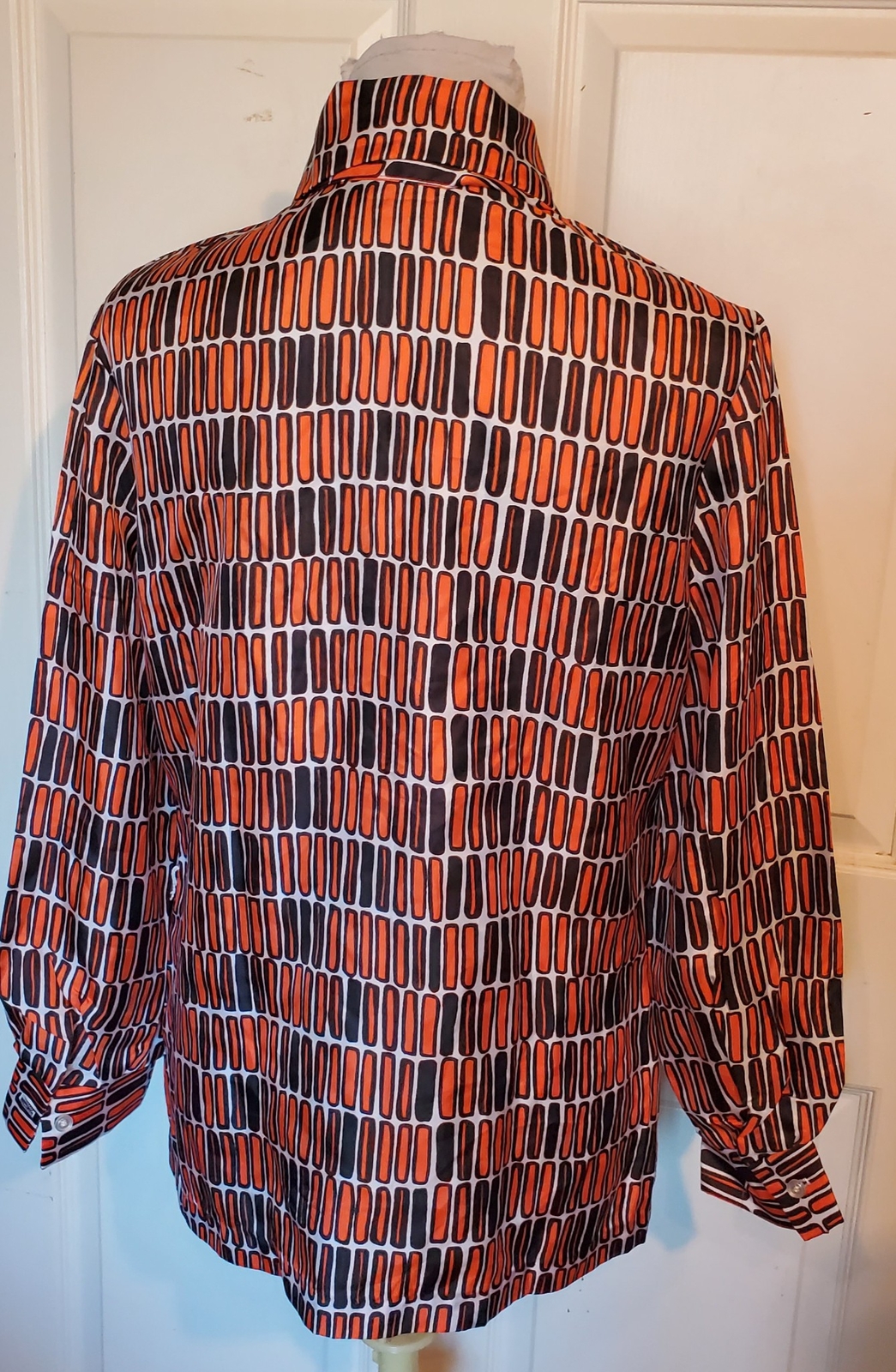Vintage 70s Orange Black & White Acetate Long Sleeved Blouse 18 B42