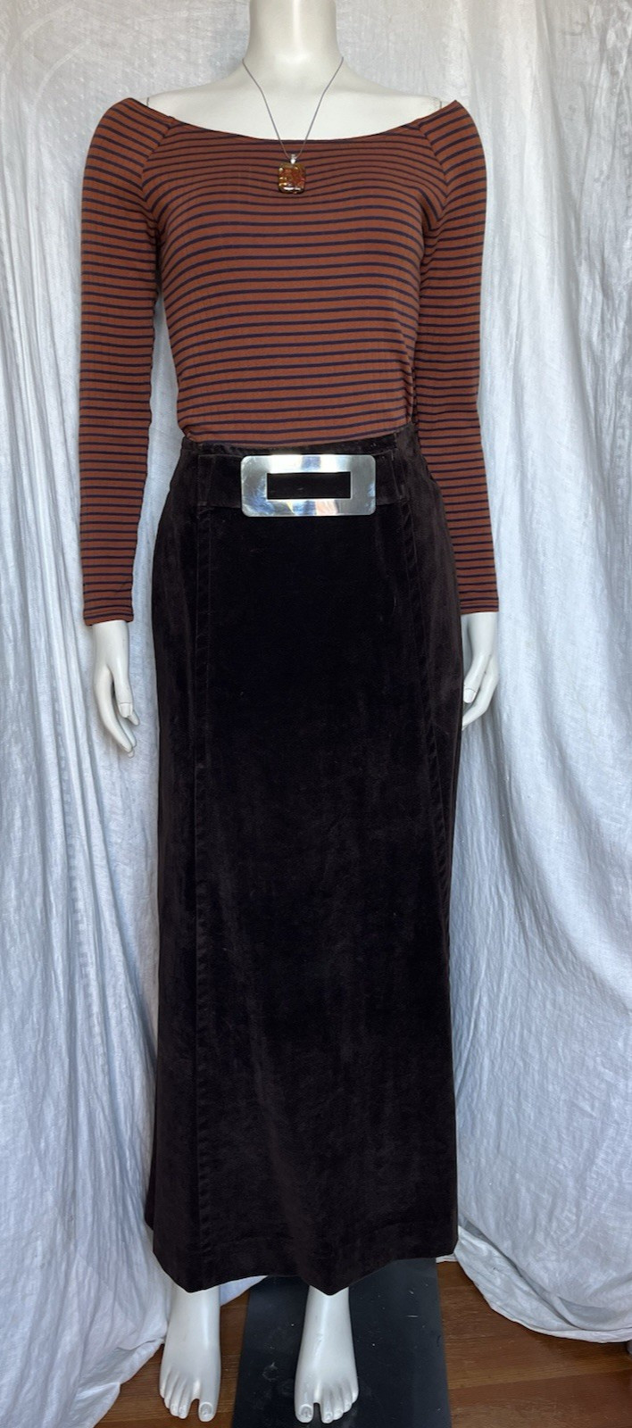 Vintage 1970s Maxi Skirt Brown Velveteen Metal Buckle Boho Hippie Grunge 70s XS