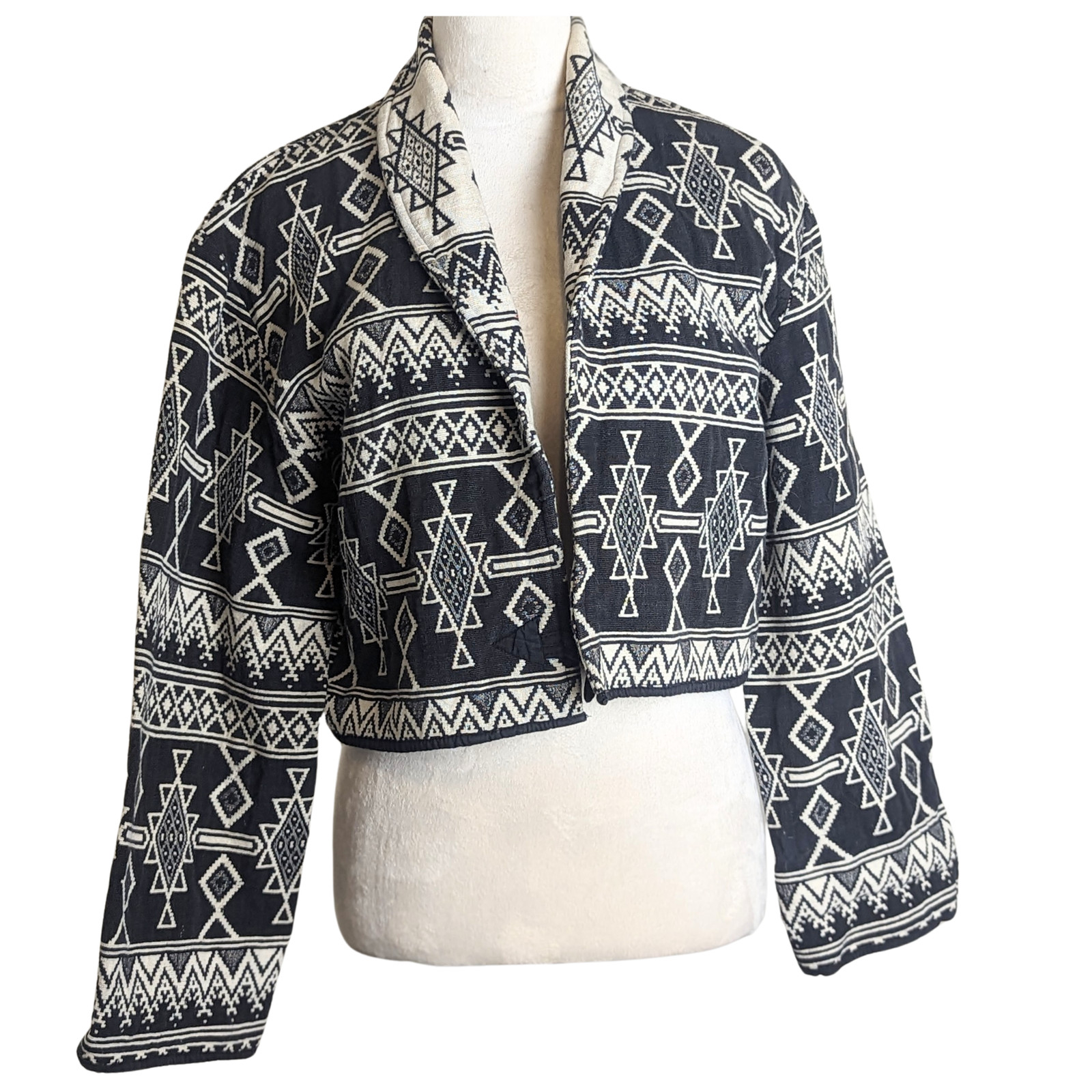 Vintage Aztec Wide Sleeve Cropped Tapestry Woven Jacket Women’s Large