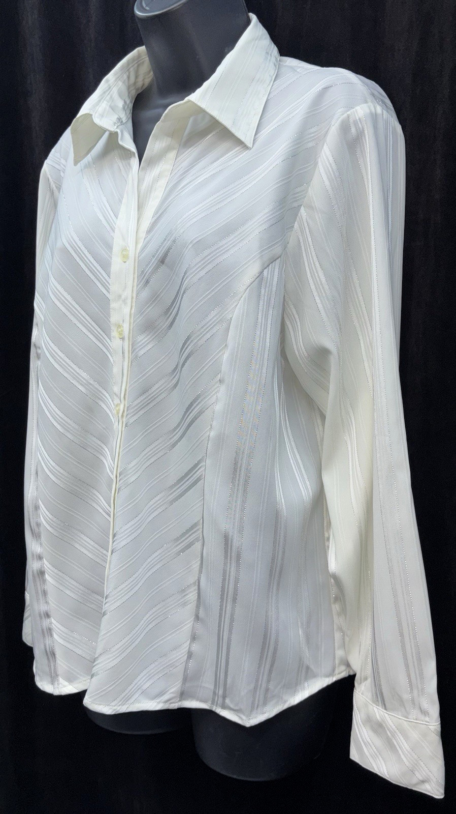 VTG Joanna Women Size PL Button Up Long Sleeve Collar V-Neck Top Silver Striped
