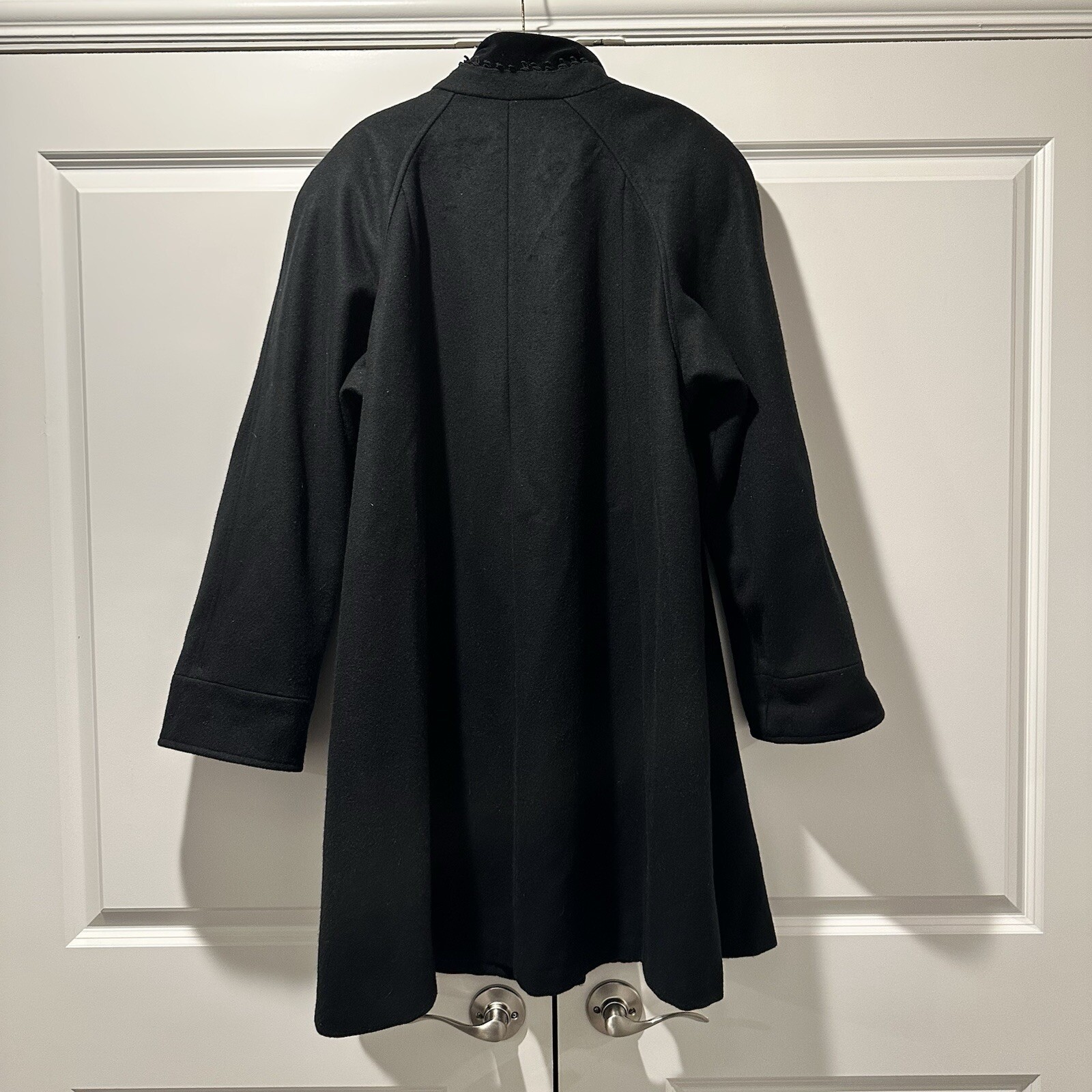 Stephanie Mathews Vintage Black 100% Wool Swing Coat Velvet Trim Made in USA