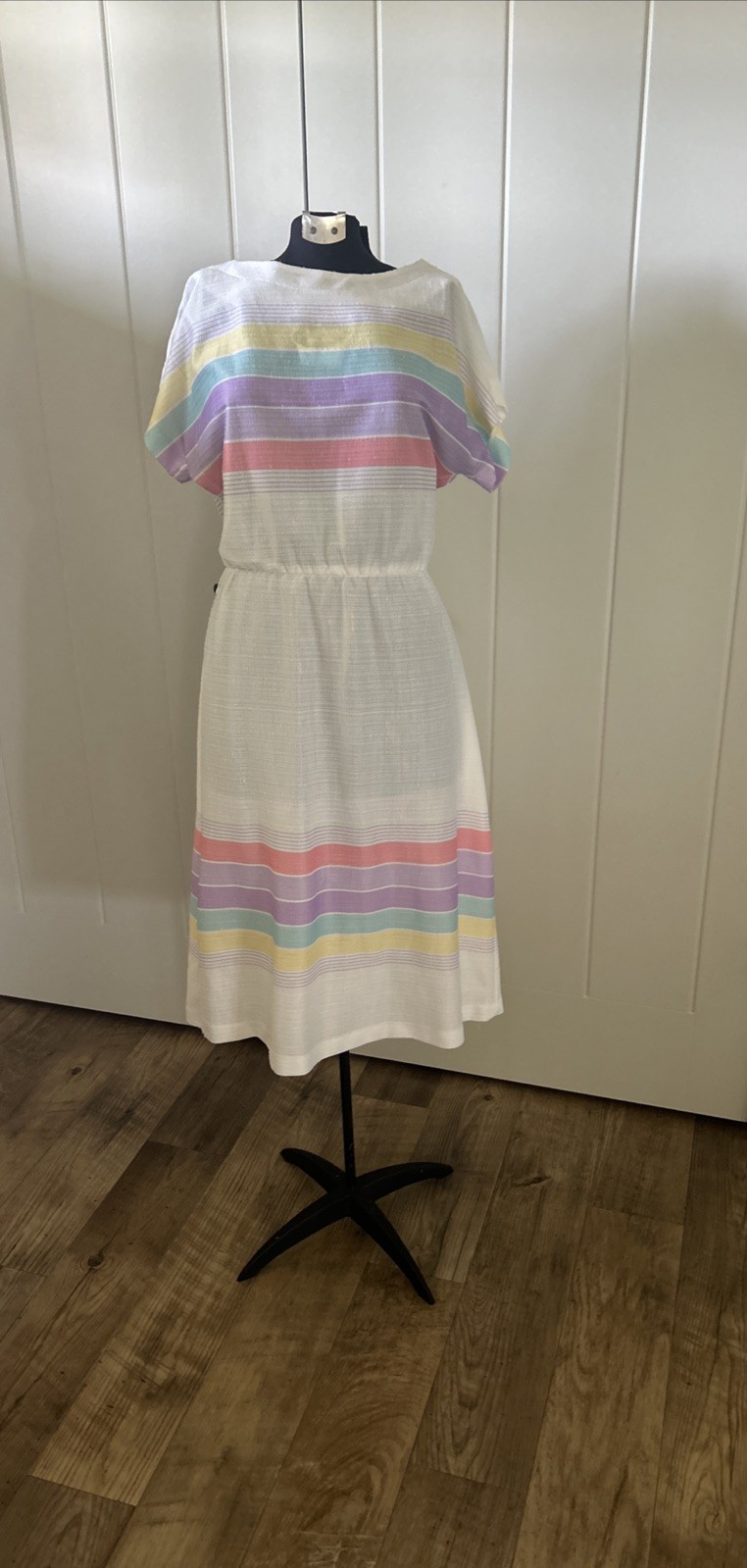 Vintage 1970’s Union Label White Dress With Pastel Stripes Vtg. Size 10