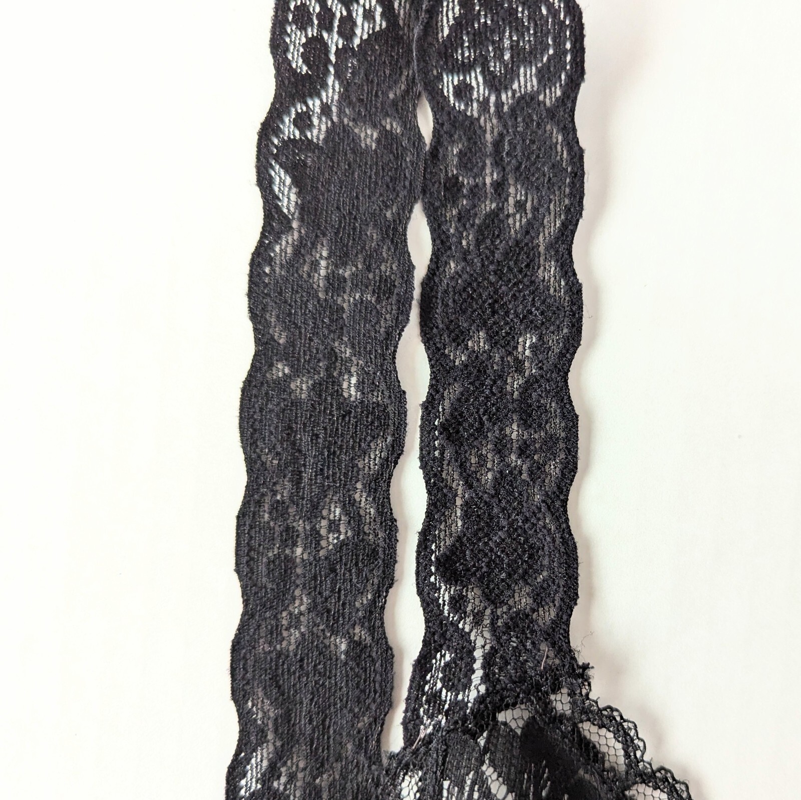 Vanity Fair 36 / 20″ Full Slip Black Princess Seams Made in USA Stretch Straps