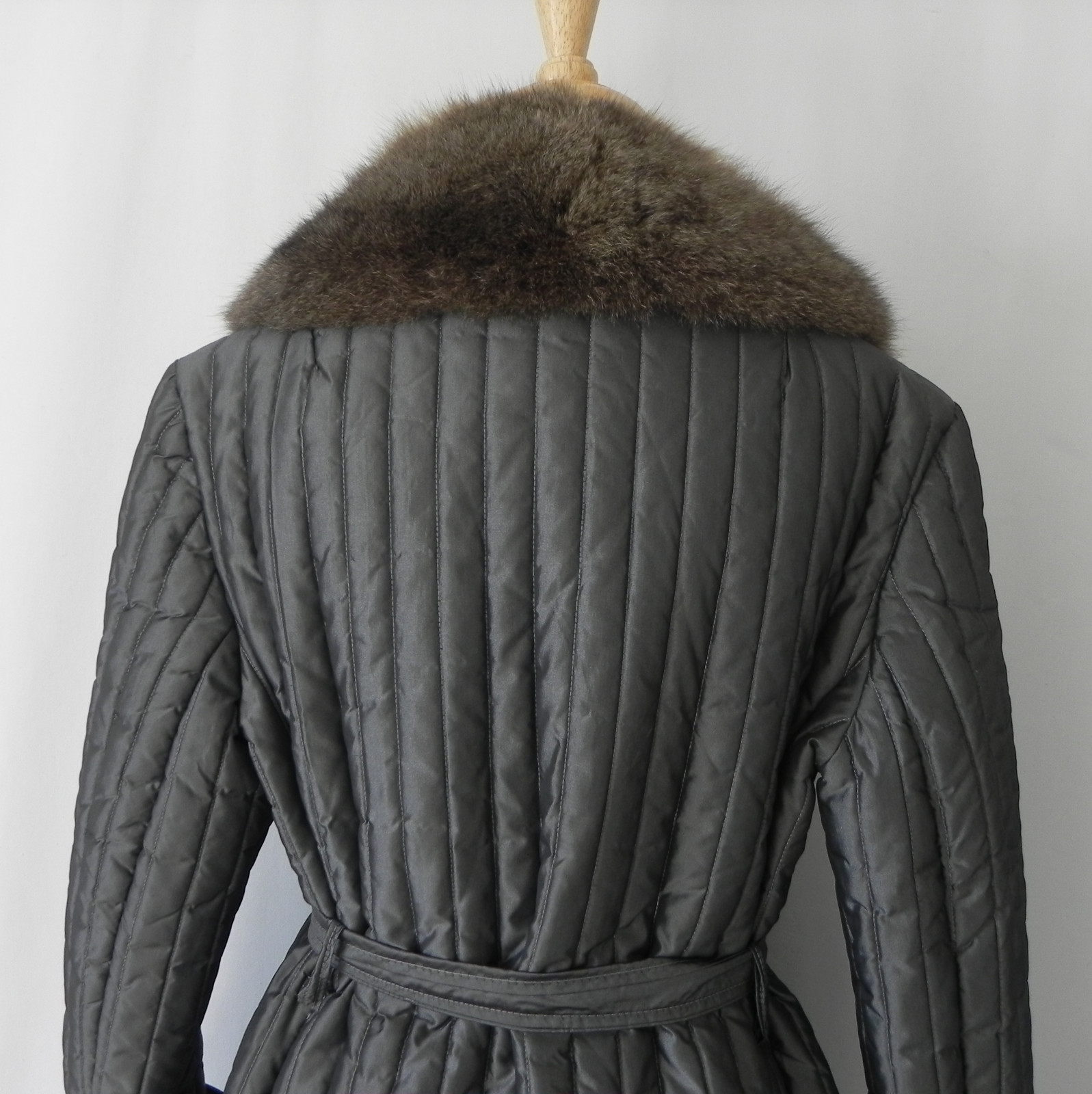 Union Made Quilted Puffer Coat Insulated Gray A-Line Fur Collar Belted Pockets M