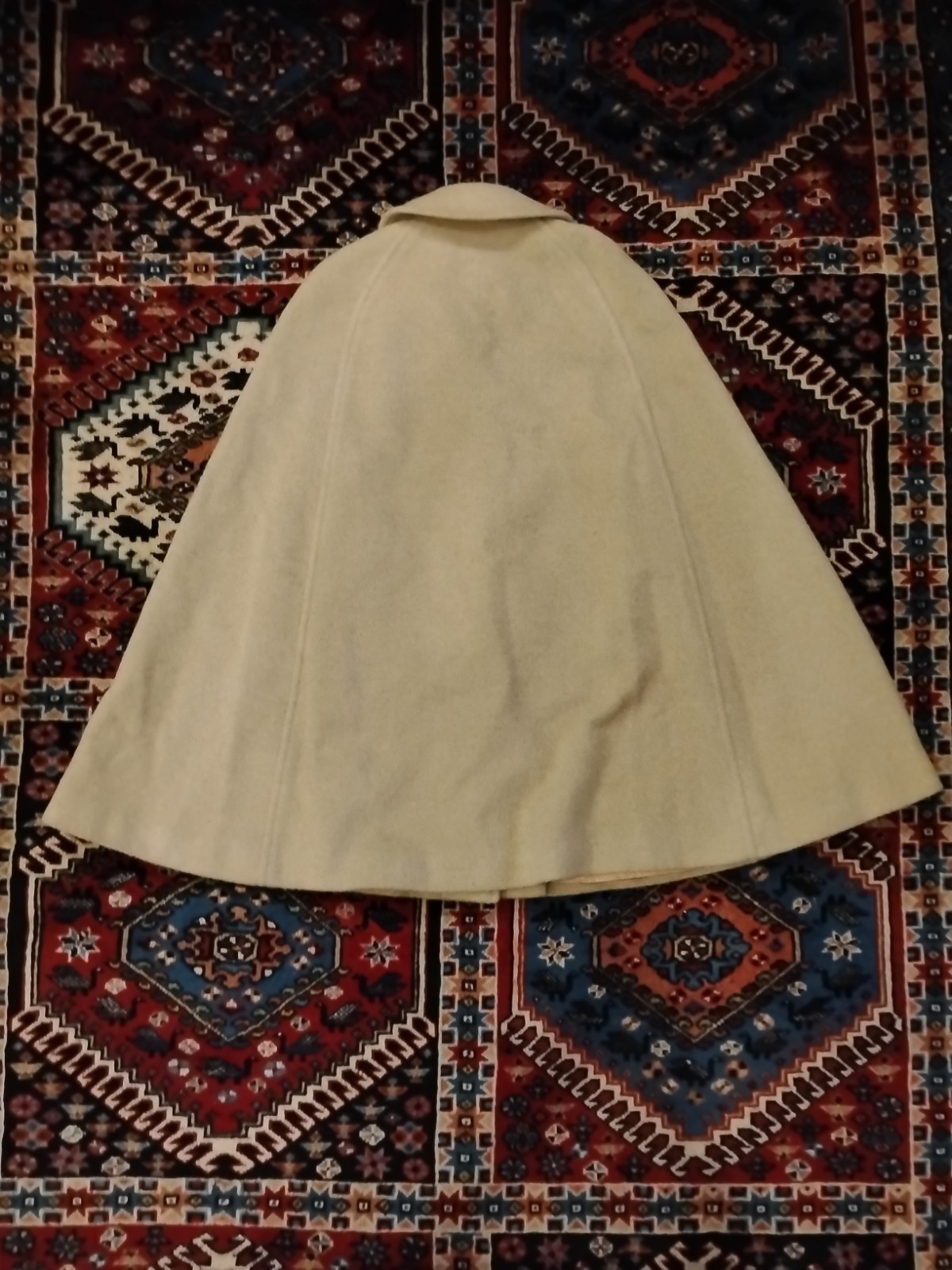 VTG 70s Pendleton 100% Virgin Wool Camel Cape Coat Arm Slits Satin Lined Sz 14