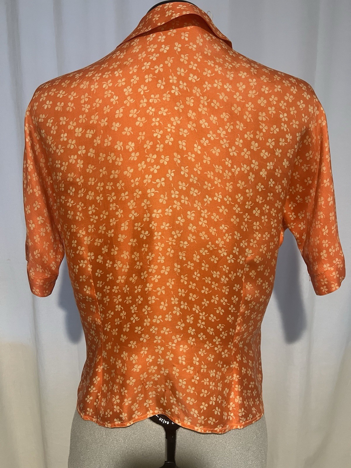 True Vintage 1950s Pure Silk Shamrock Orange Women’s Fitted Top Sz S/M Pinup.