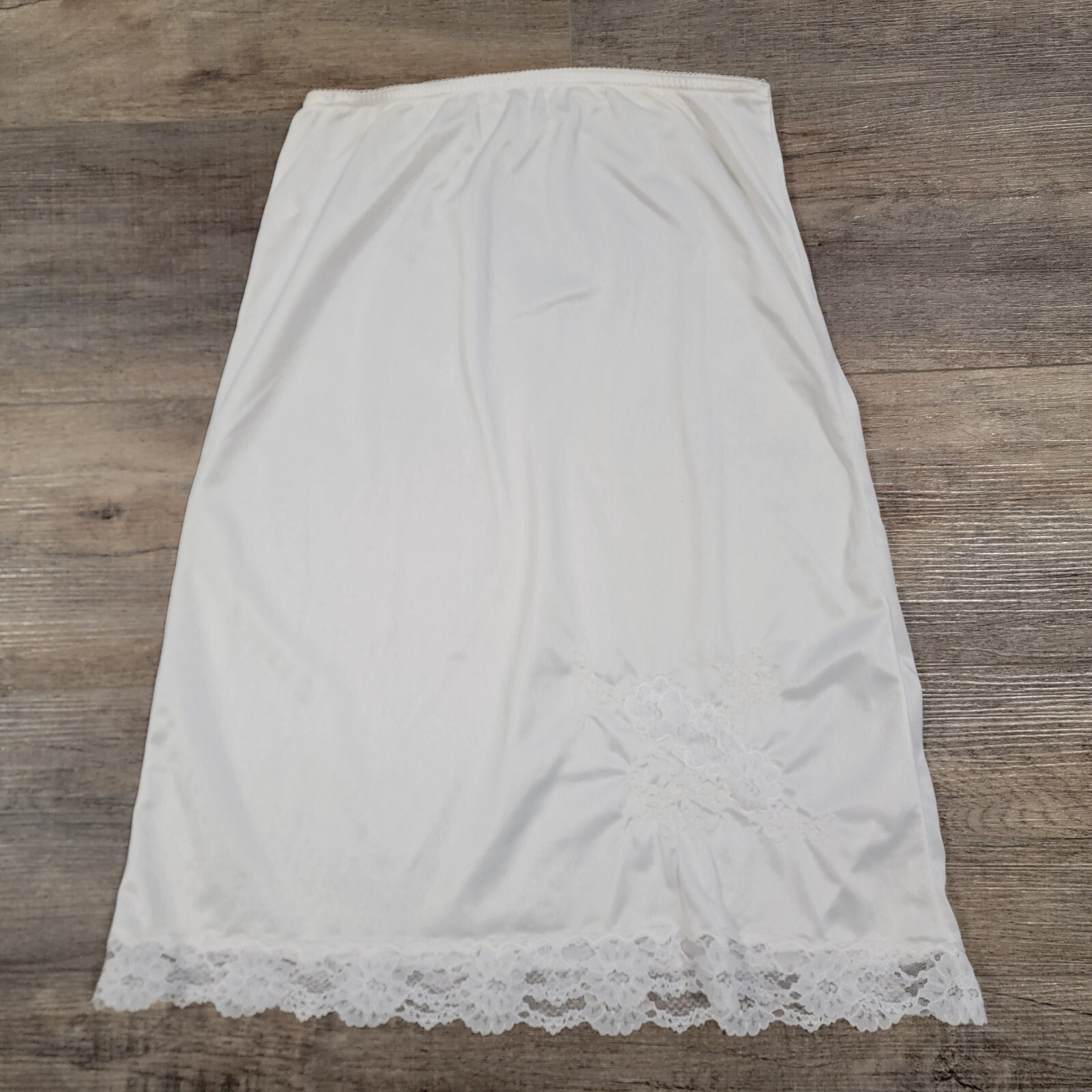Vintage Lingerie by Vincent Half Slip Lace Nylon Pearl Off White Size Medium