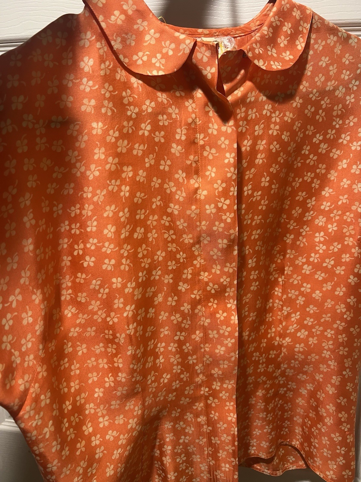 True Vintage 1950s Pure Silk Shamrock Orange Women’s Fitted Top Sz S/M Pinup.