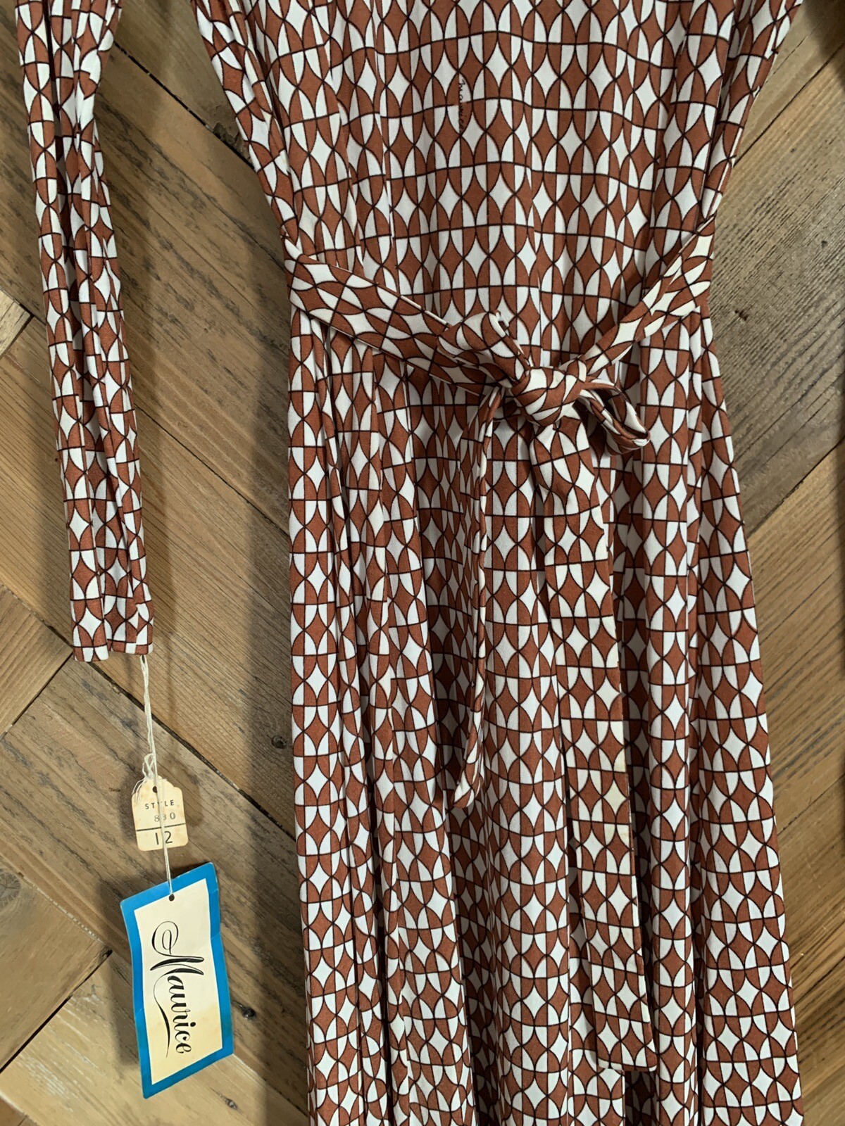 Vintage 70s Deadstock Maurice Long Sleeve Midi Dress Neutral Geometric Op Art 12