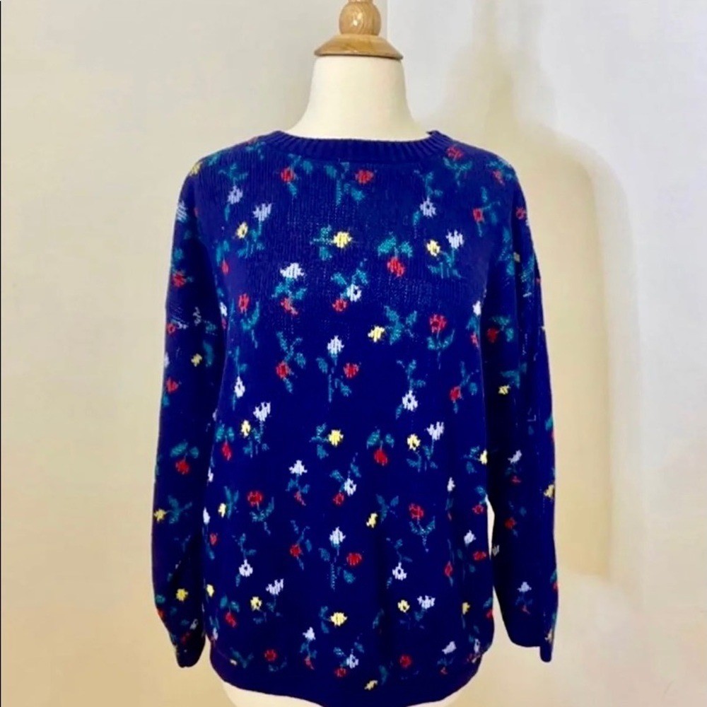 Retro 1980s Smooches Floral Sweater