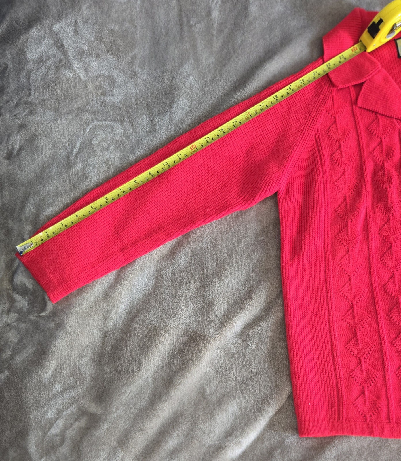 Eileen Women’s S/M Classic Red Collared Cable Knit Cardigan Button Sweater