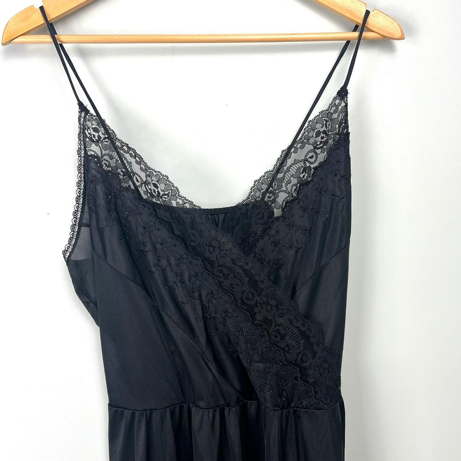 Vintage Black Lace Nylon Nightgown Maxi Slip Dress M Made in USA Whimsygoth