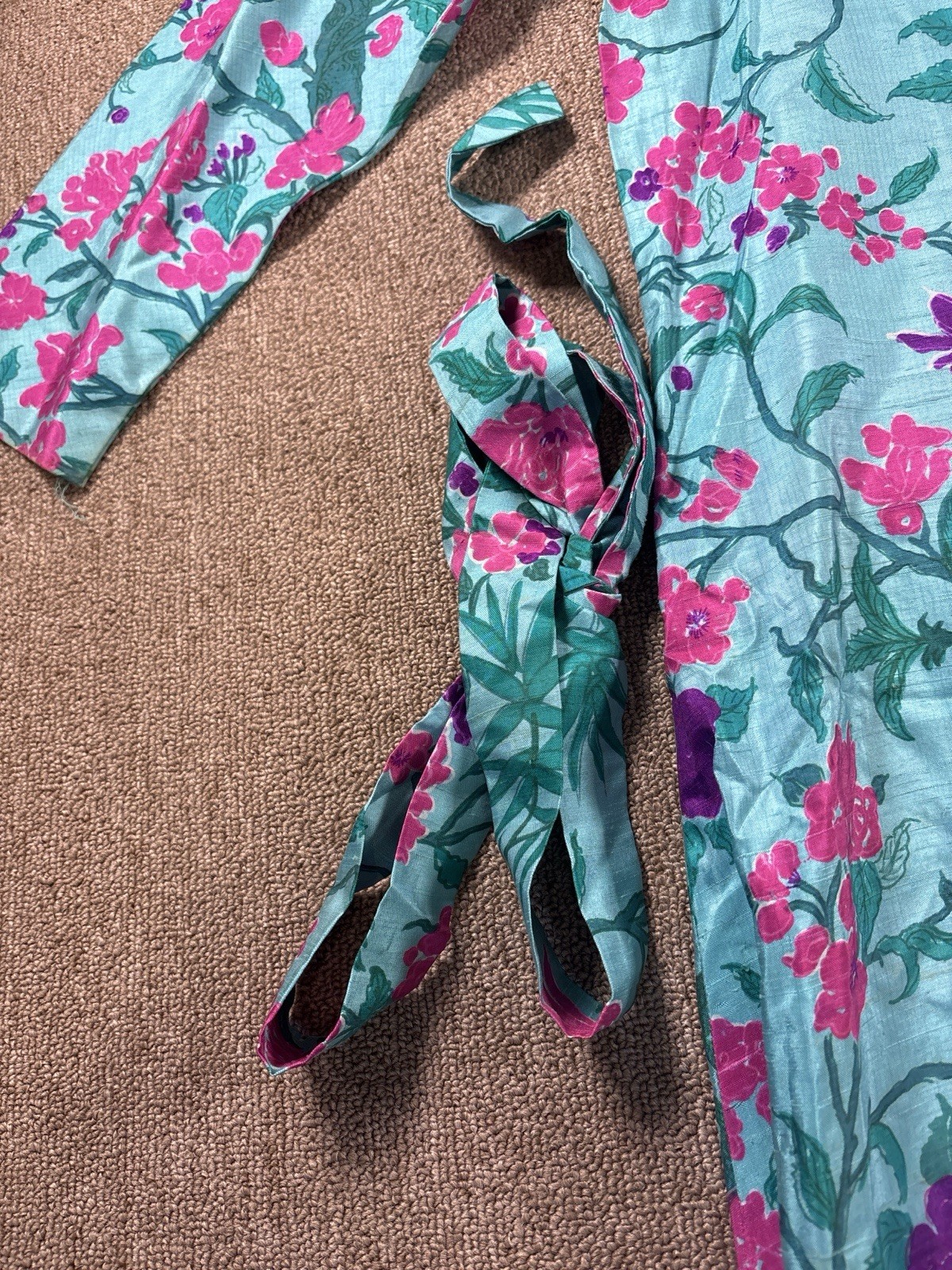 Vintage 100% Thai Silk Dress Bird Floral Print Peuan Thai Studio XS Hand Woven