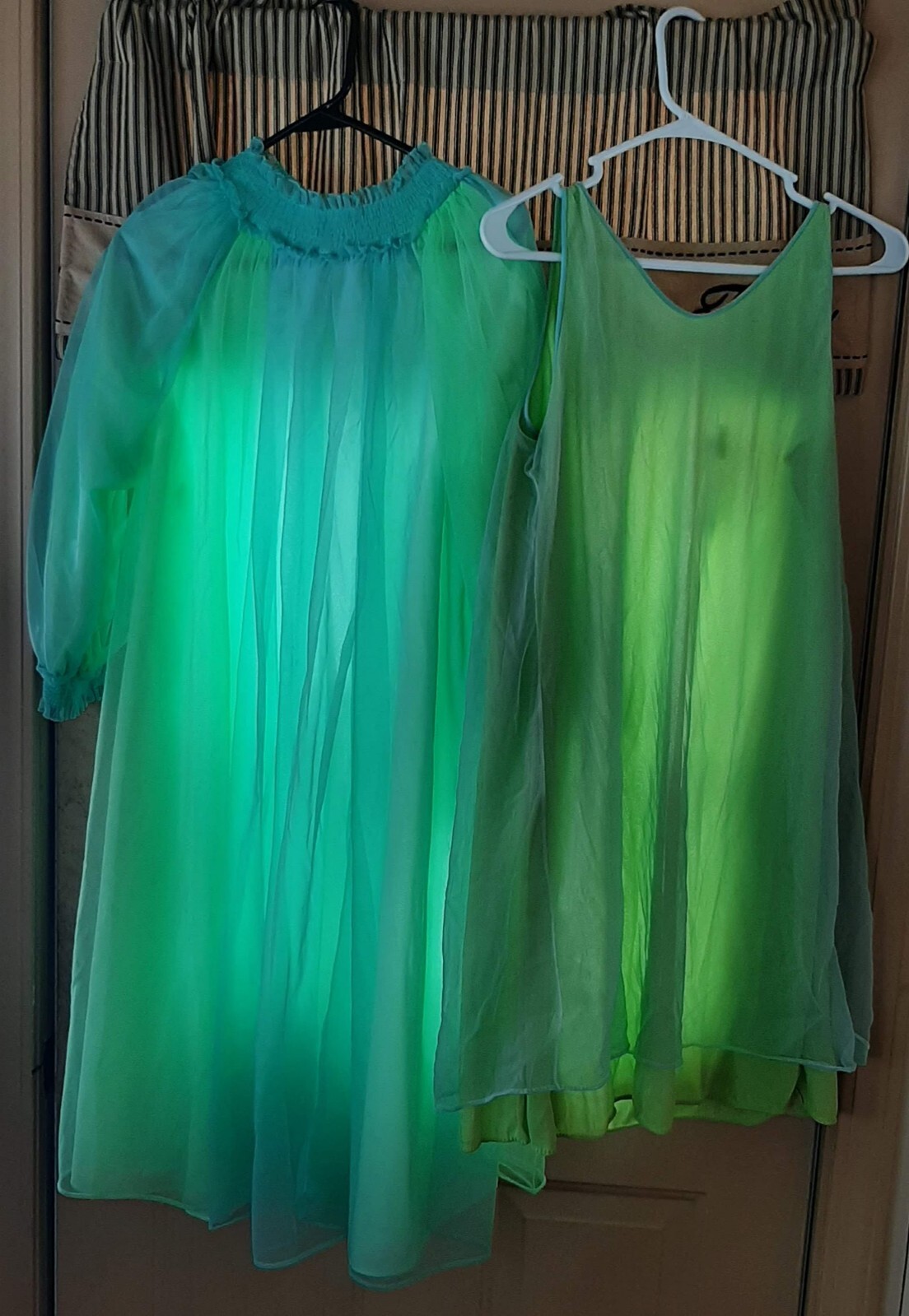Vintage 2 pc Set Double Layer Two Tone Blue/Green Nightgown & Robe size Small