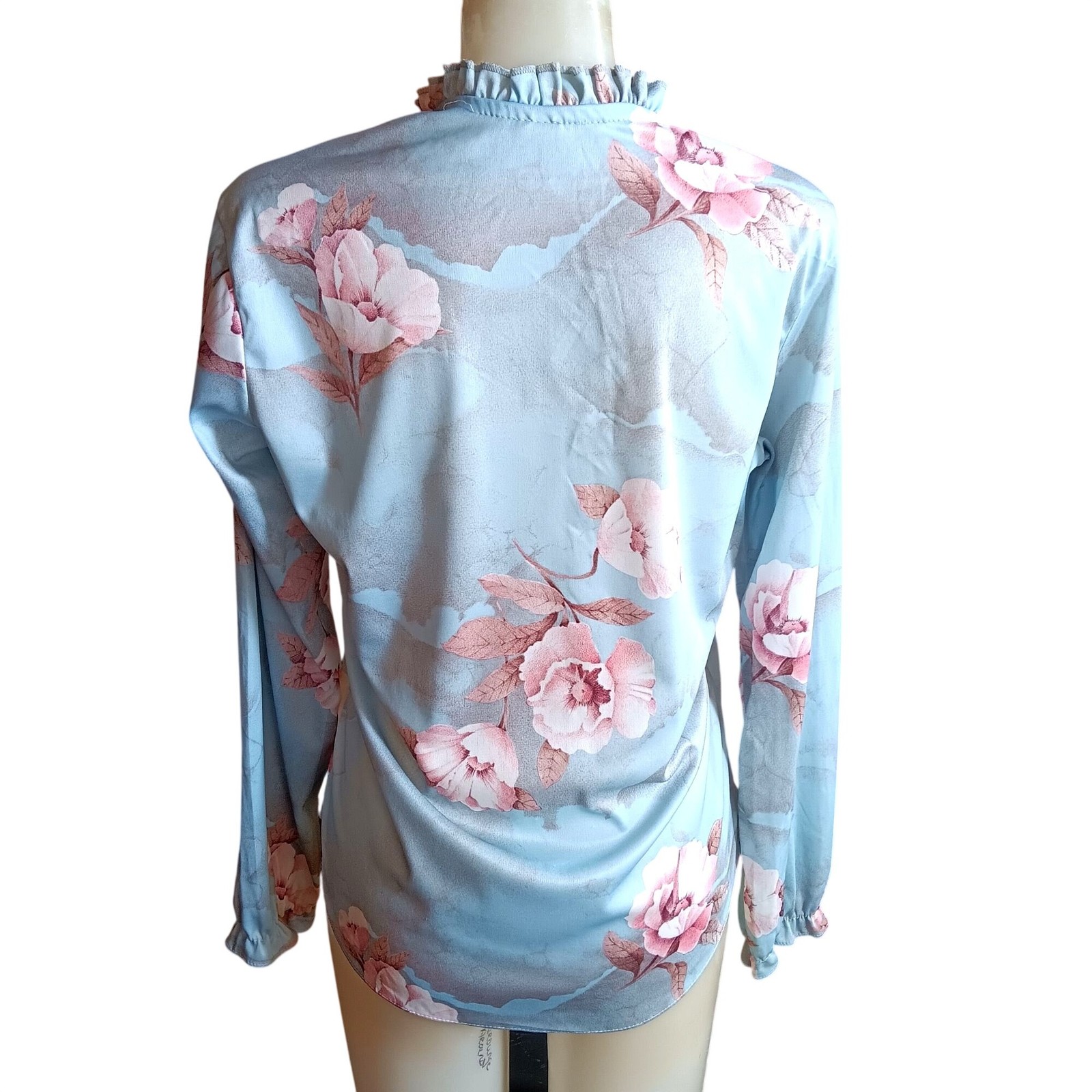 True Vintage Top Small 1970’s Floral Long Sleeve Blouse Ruffled Neckline Tie