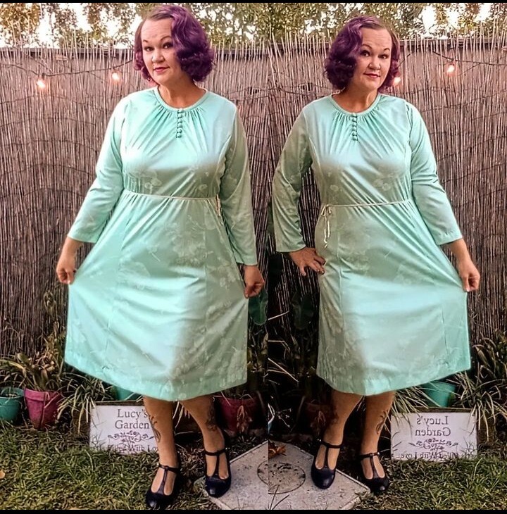 XL Mint Vintage Dress British lady 1XL