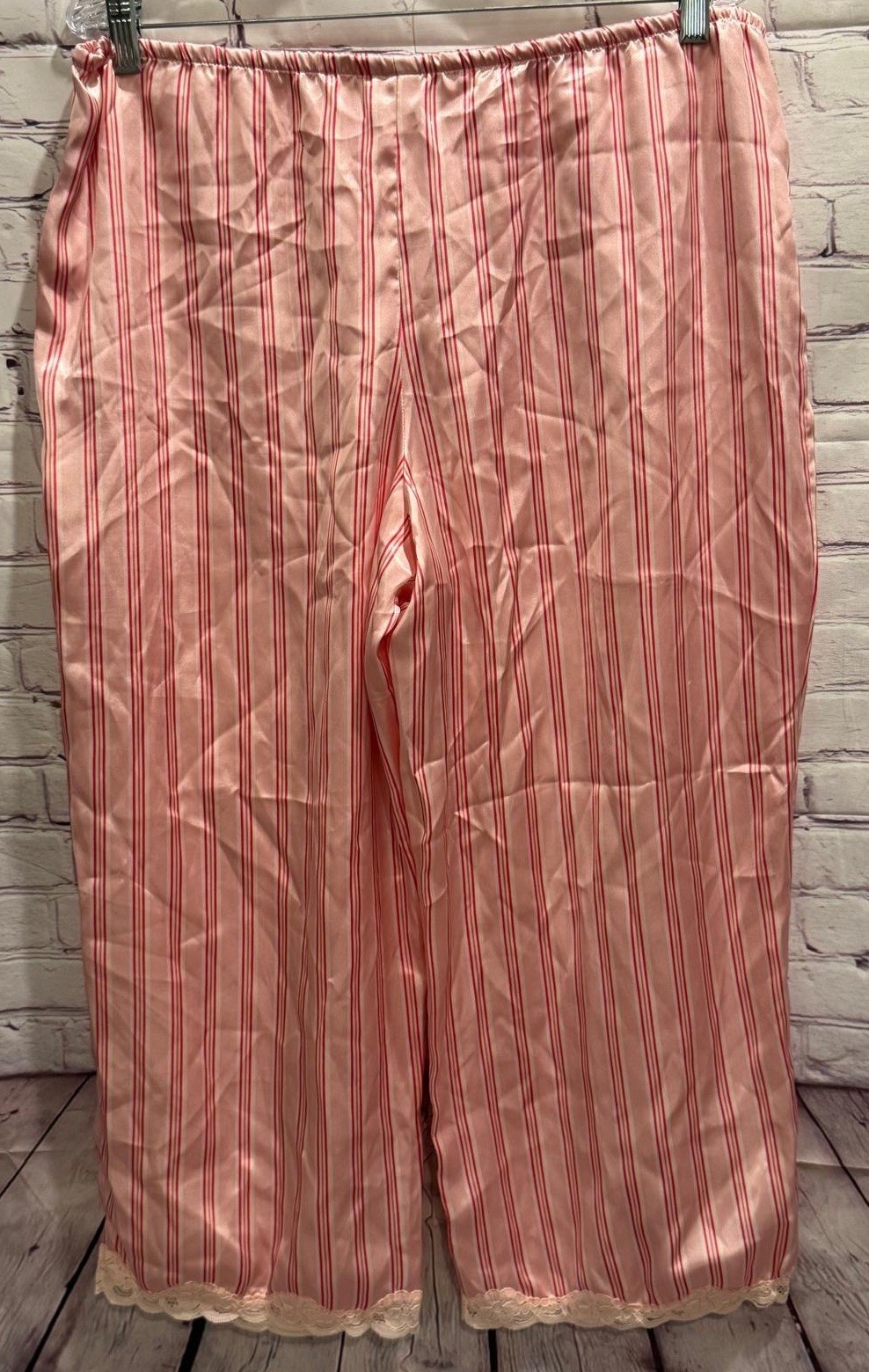 VTG 80’s CRUZ Pink/Red Striped Satin Elastic Waist Laced Cuffs Pajama Pants L