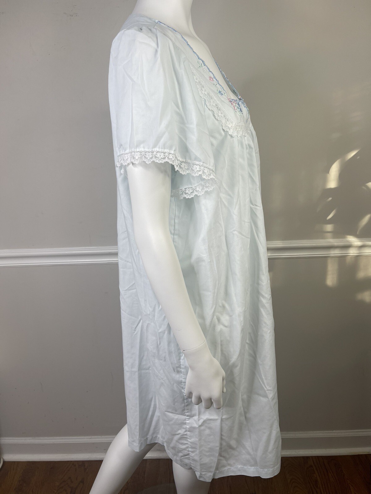 Vintage Carole Blue Semi Sheer Lightweight Cottage Prairie Nightgown Large