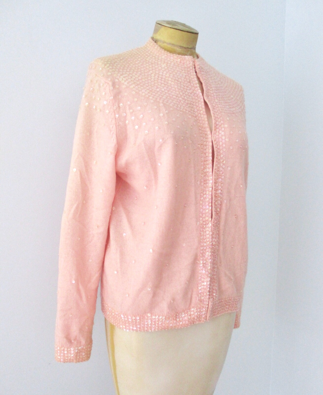 Vtg 50s pink lambswool? clear sequin bombshell cardigan sweater lined 40